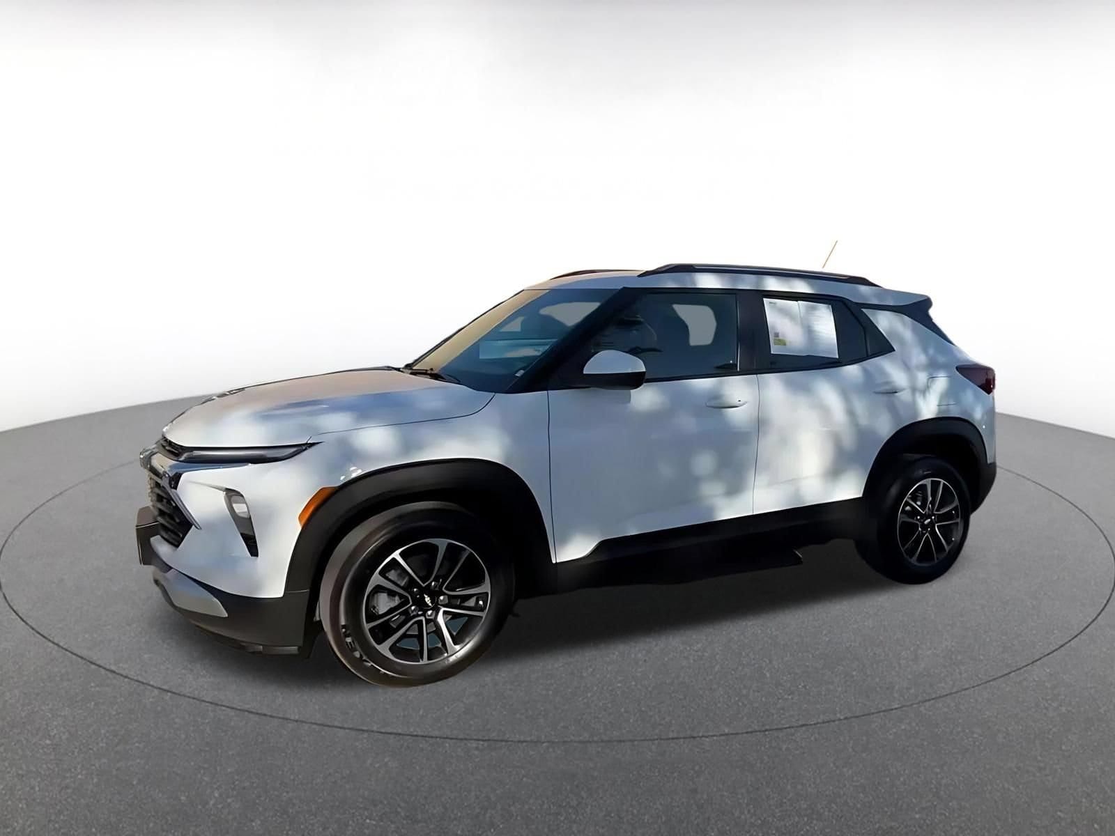Thumbnail: 2025 Chevrolet TrailBlazer - 8