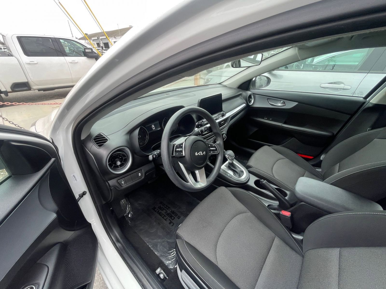 Thumbnail: 2024 Kia Forte - 35