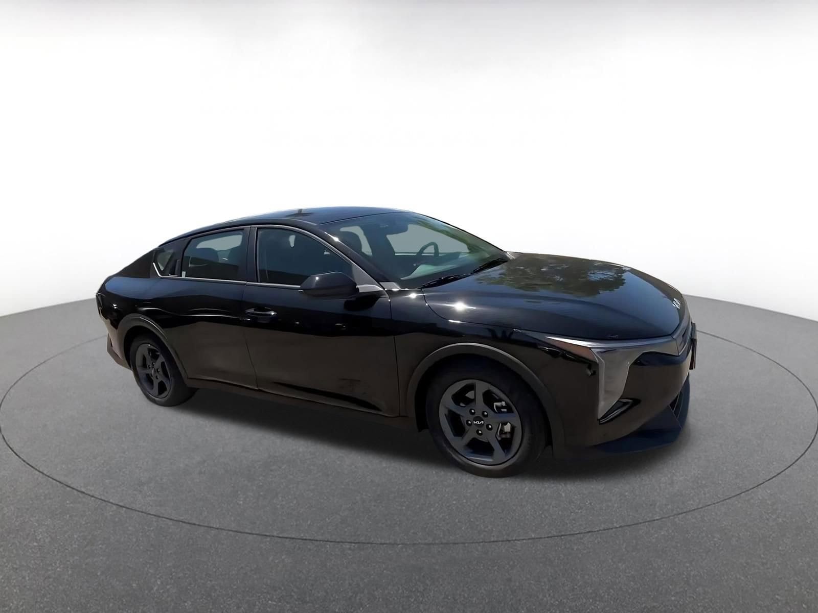 Thumbnail: 2025 Kia K4 - 2