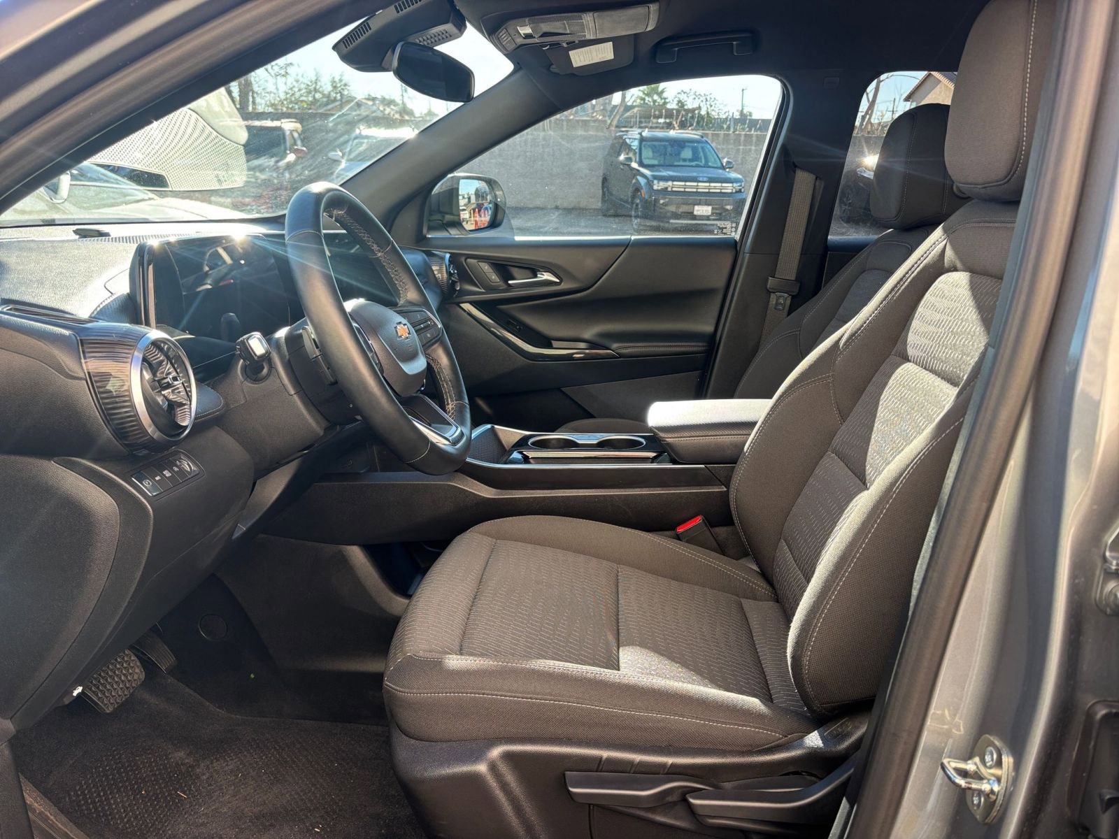 Thumbnail: 2025 Chevrolet Equinox - 27