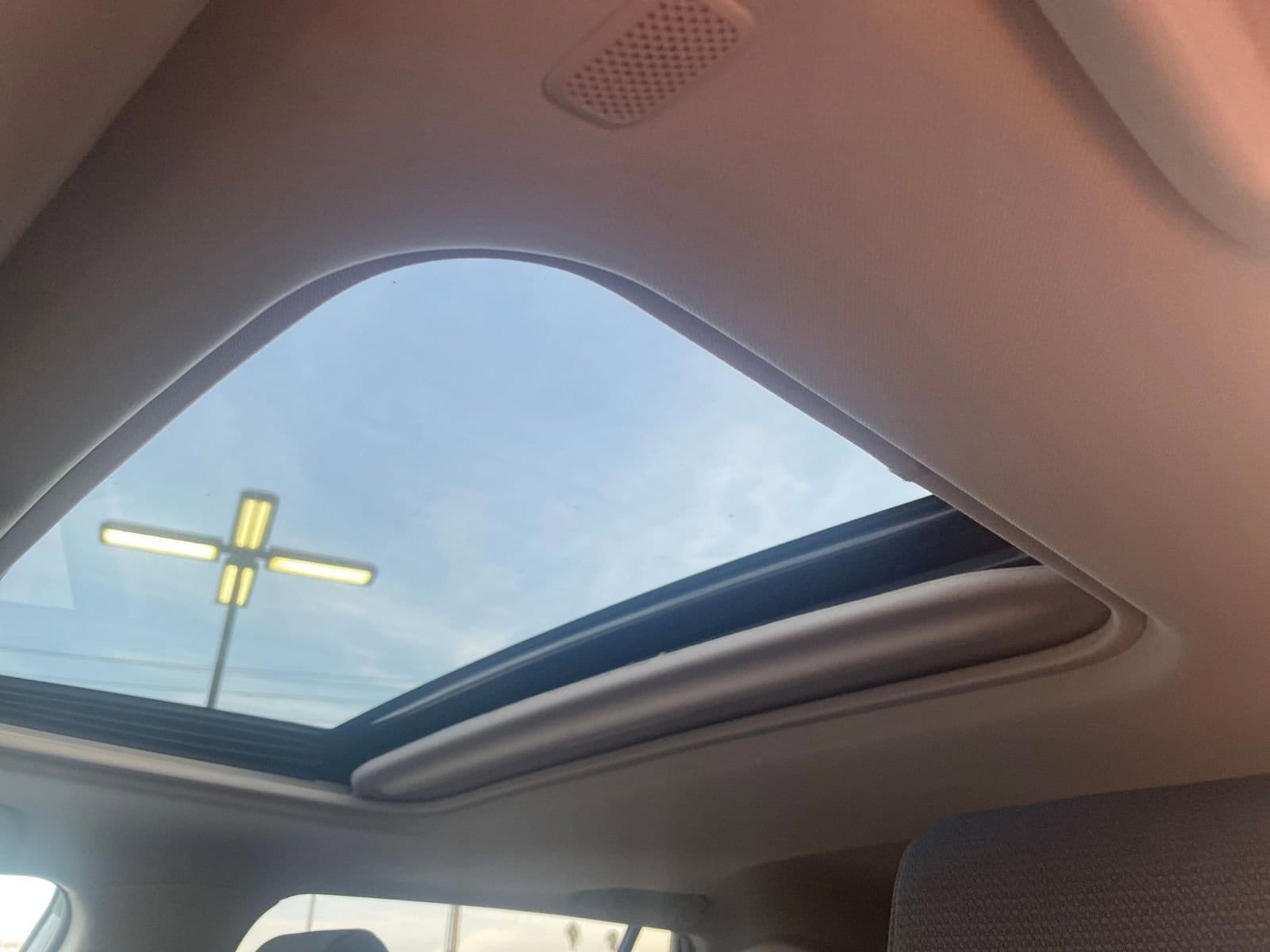 Thumbnail: 2025 Toyota RAV4 - 32