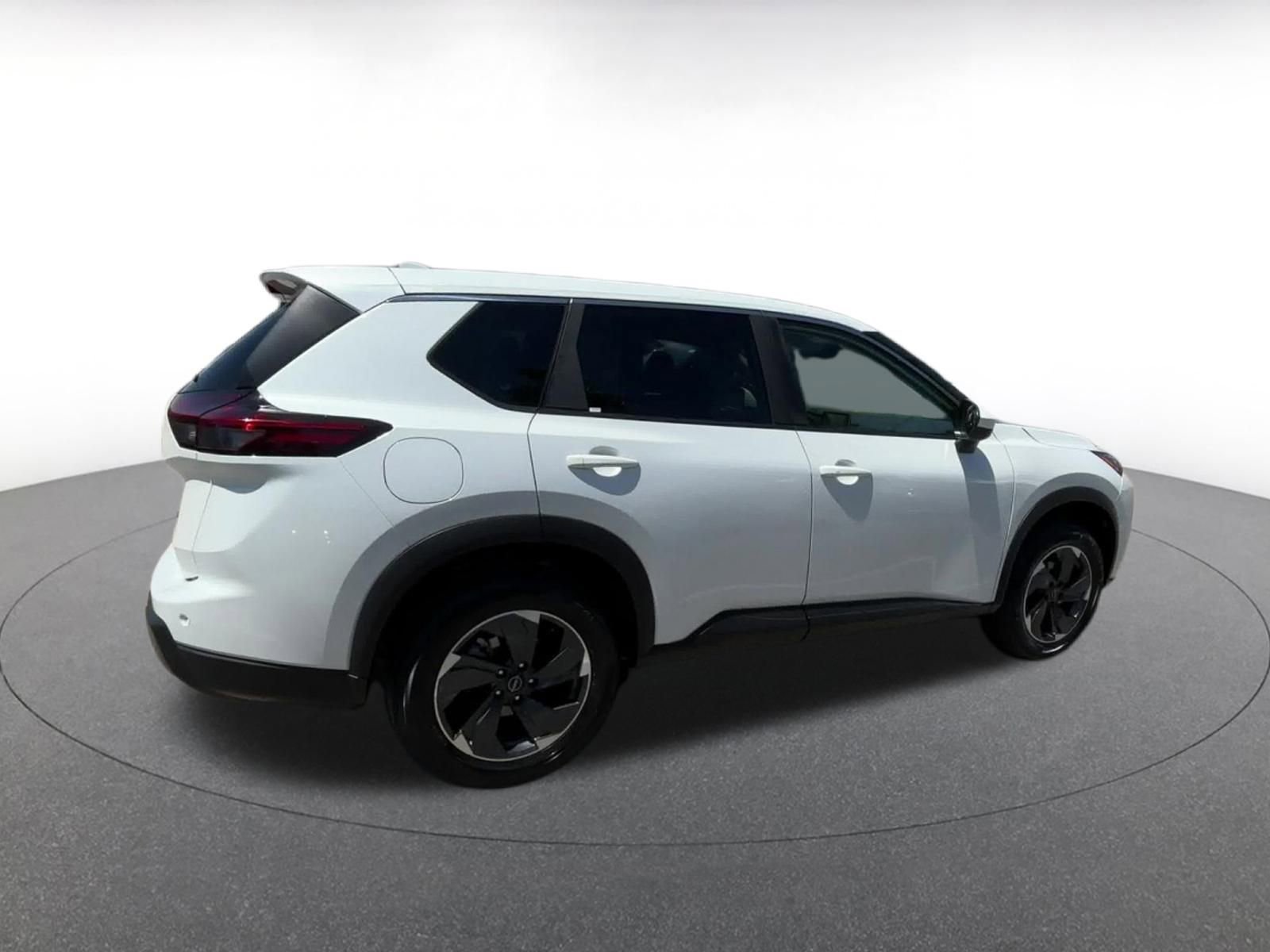 Thumbnail: 2024 Nissan Rogue - 15