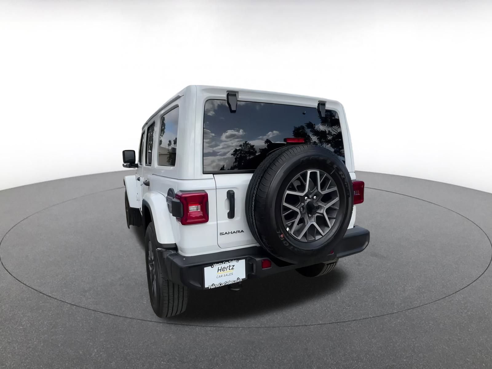 Thumbnail: 2025 Jeep Wrangler - 11