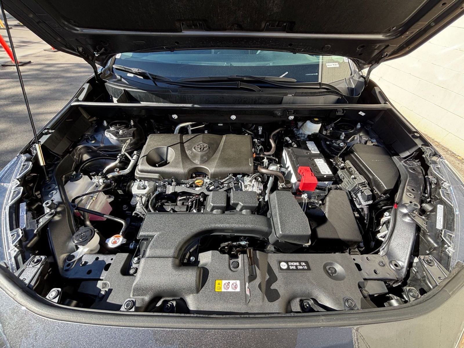 Thumbnail: 2025 Toyota RAV4 - 32