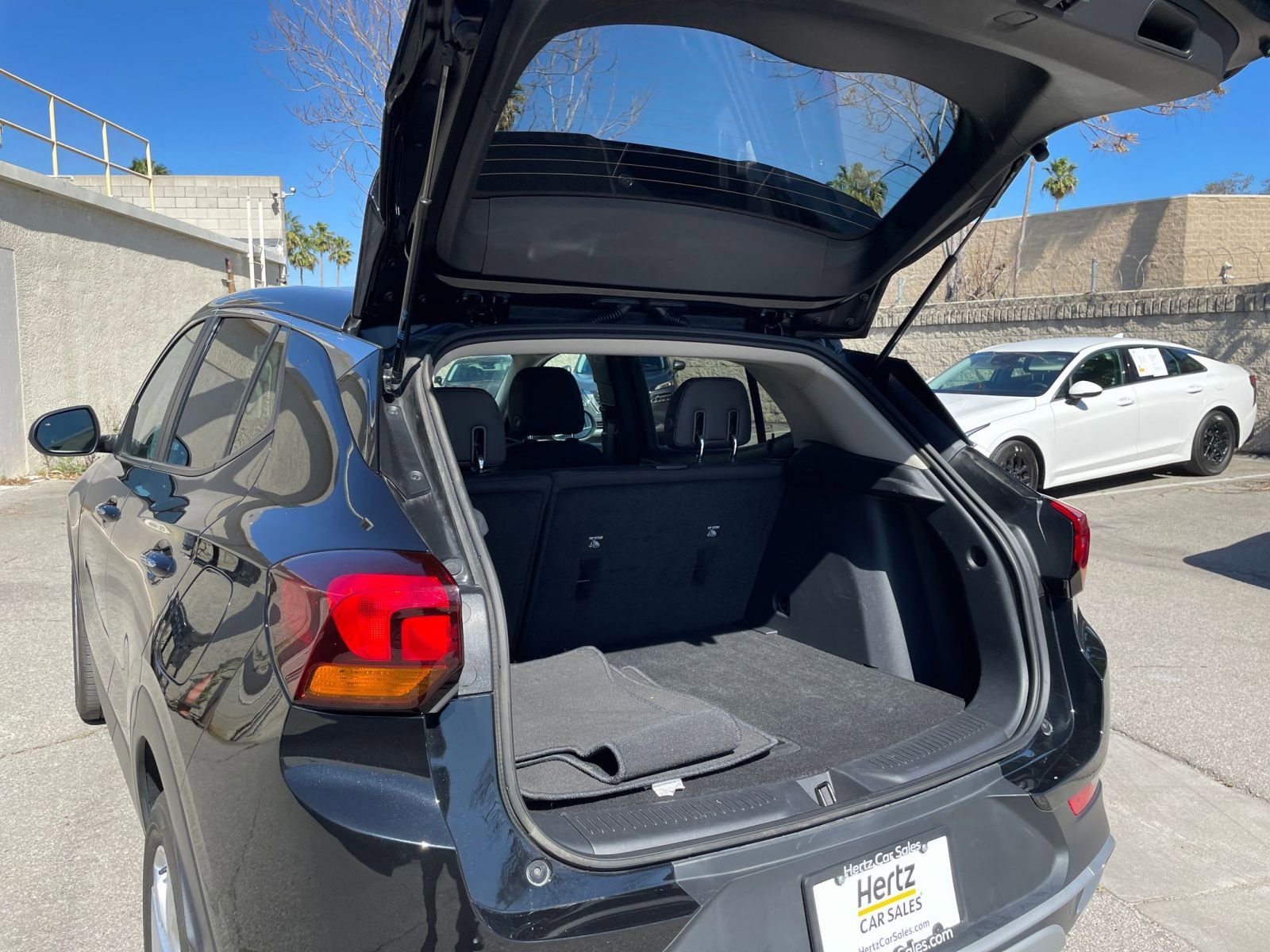 Thumbnail: 2025 Buick Encore GX - 30