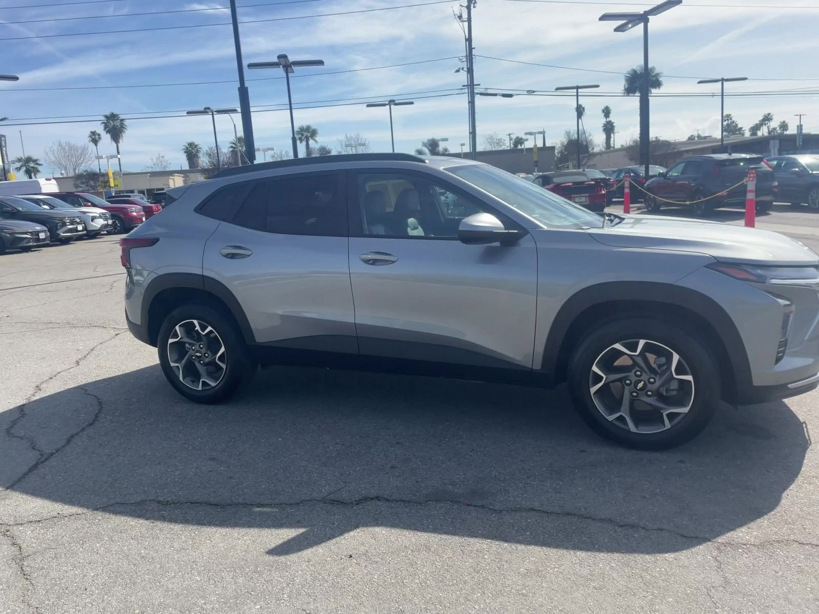 Thumbnail: 2025 Chevrolet Trax - 15