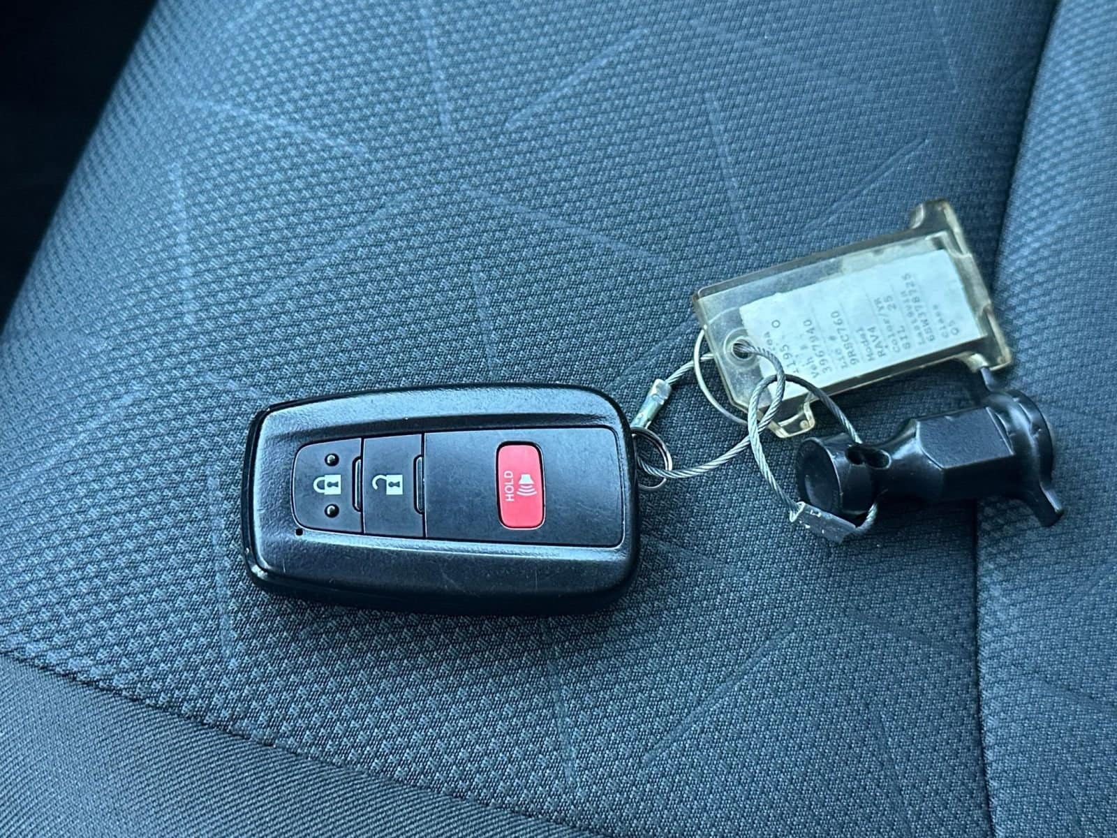 Thumbnail: 2025 Toyota RAV4 - 21