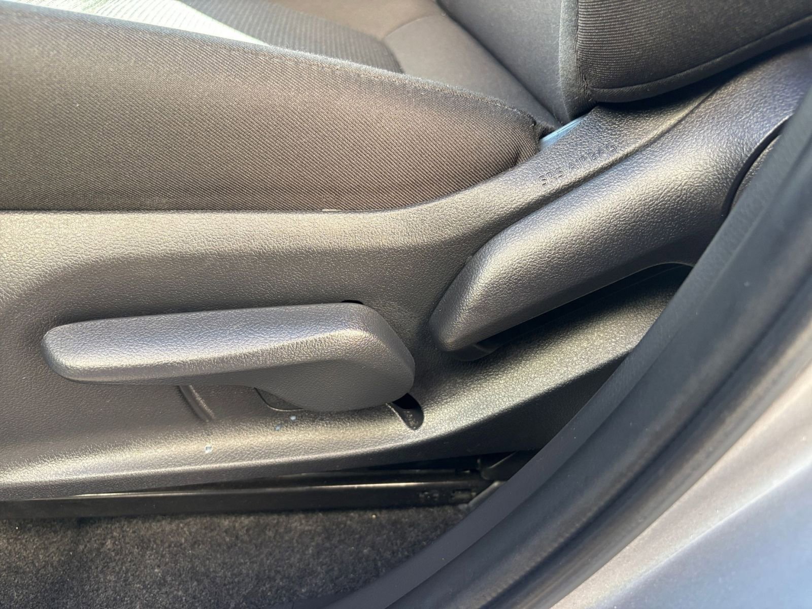 Thumbnail: 2025 Toyota RAV4 - 23