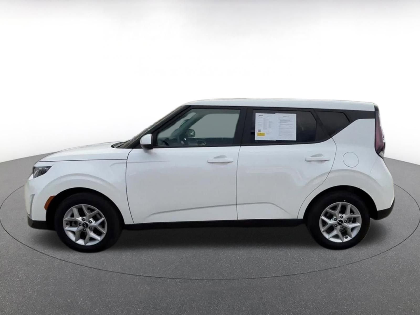 Thumbnail: 2025 Kia Soul - 9