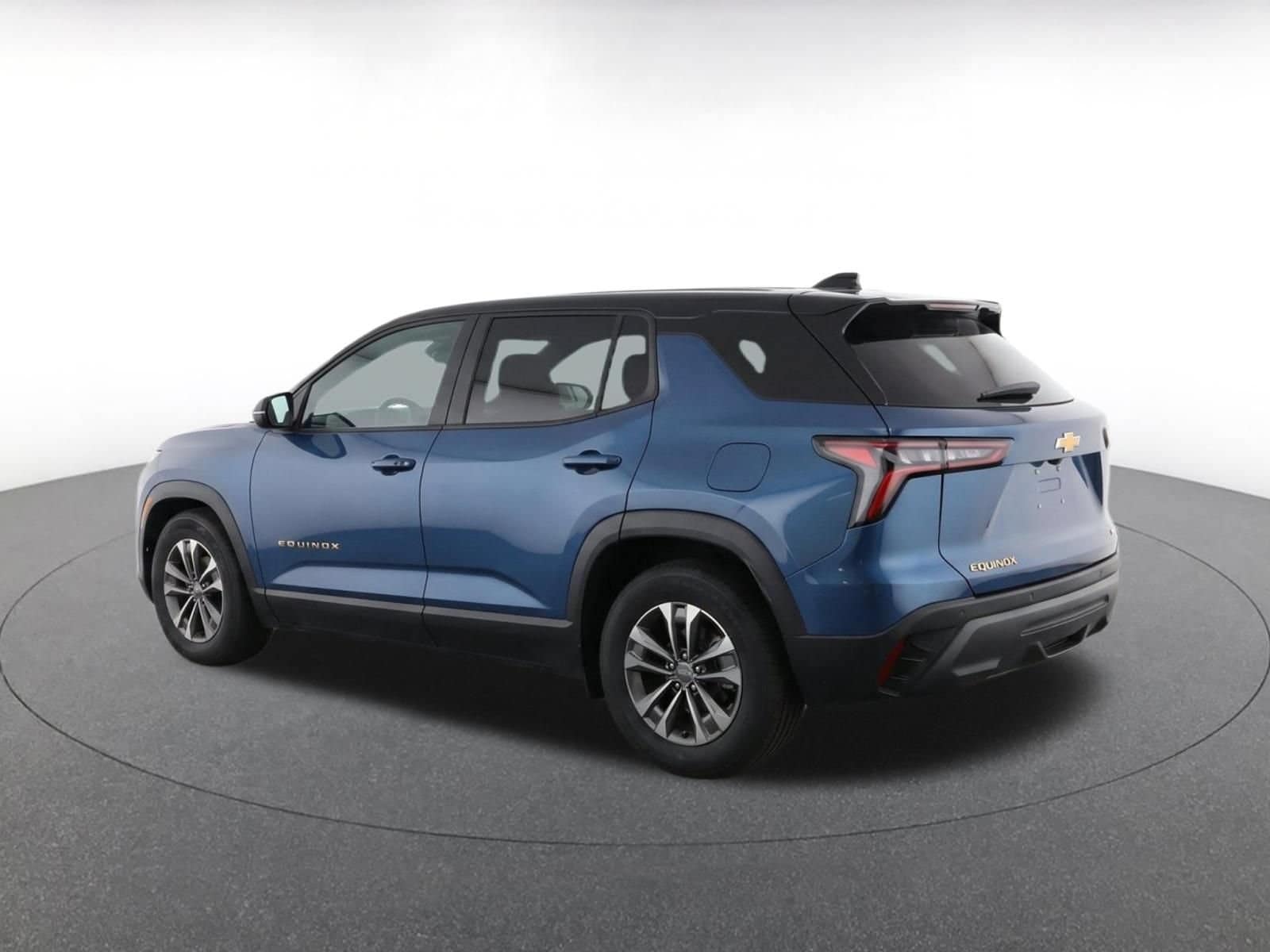 Thumbnail: 2025 Chevrolet Equinox - 7