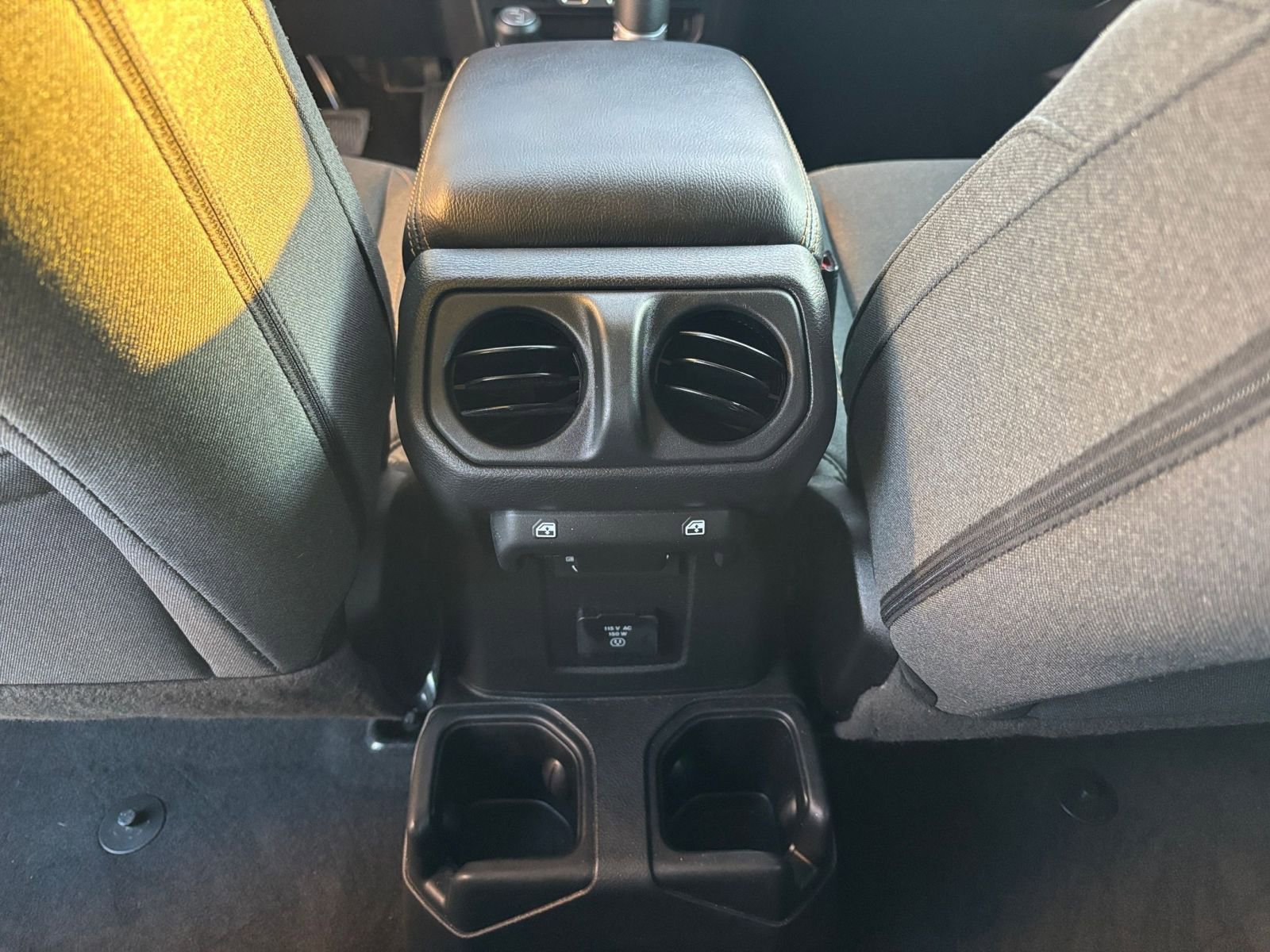 Thumbnail: 2025 Jeep Wrangler - 24