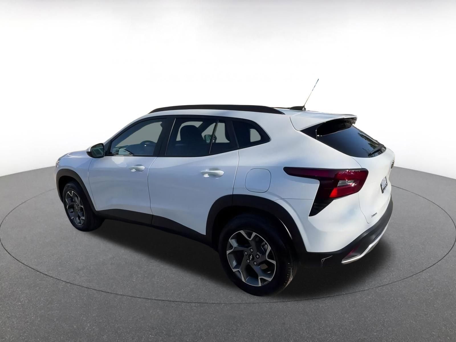 Thumbnail: 2025 Chevrolet Trax - 10