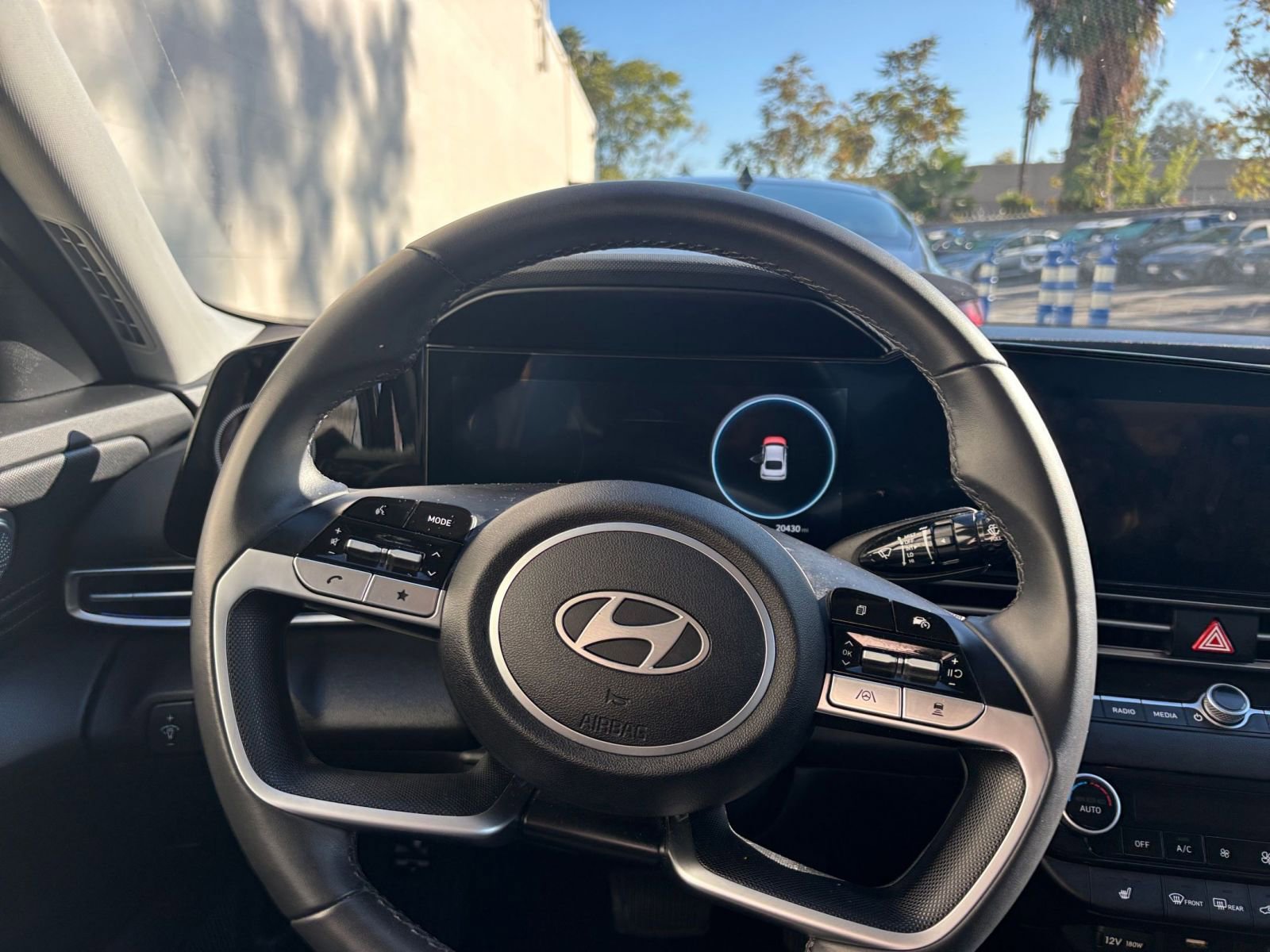 Thumbnail: 2025 Hyundai Elantra - 34