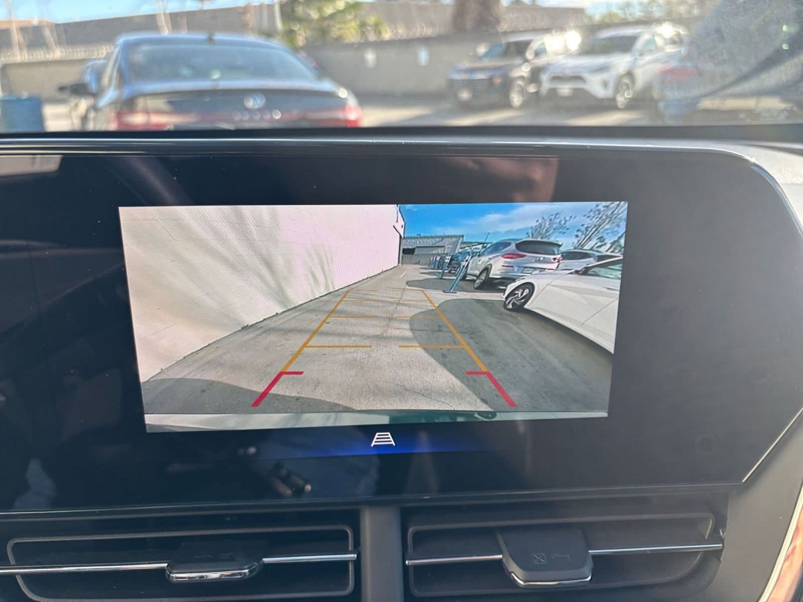 Thumbnail: 2025 Chevrolet Trax - 17