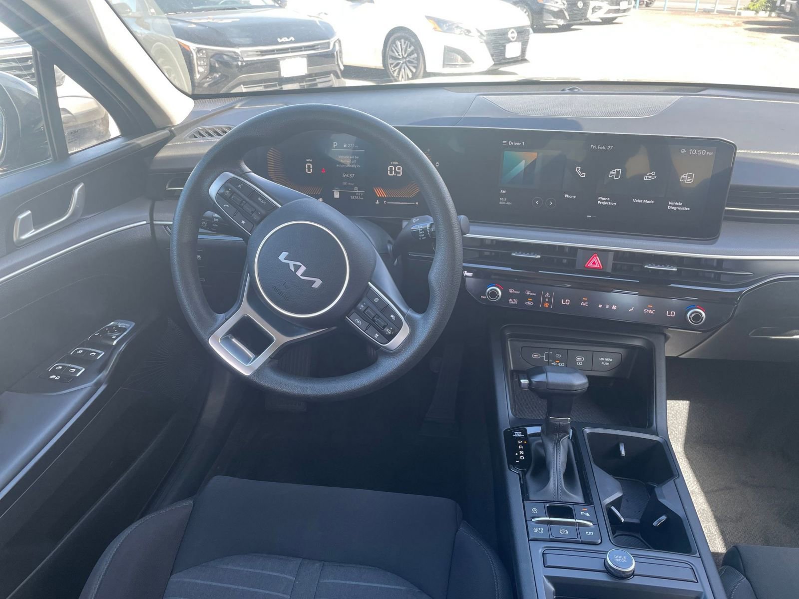 Thumbnail: 2025 Kia K5 - 33