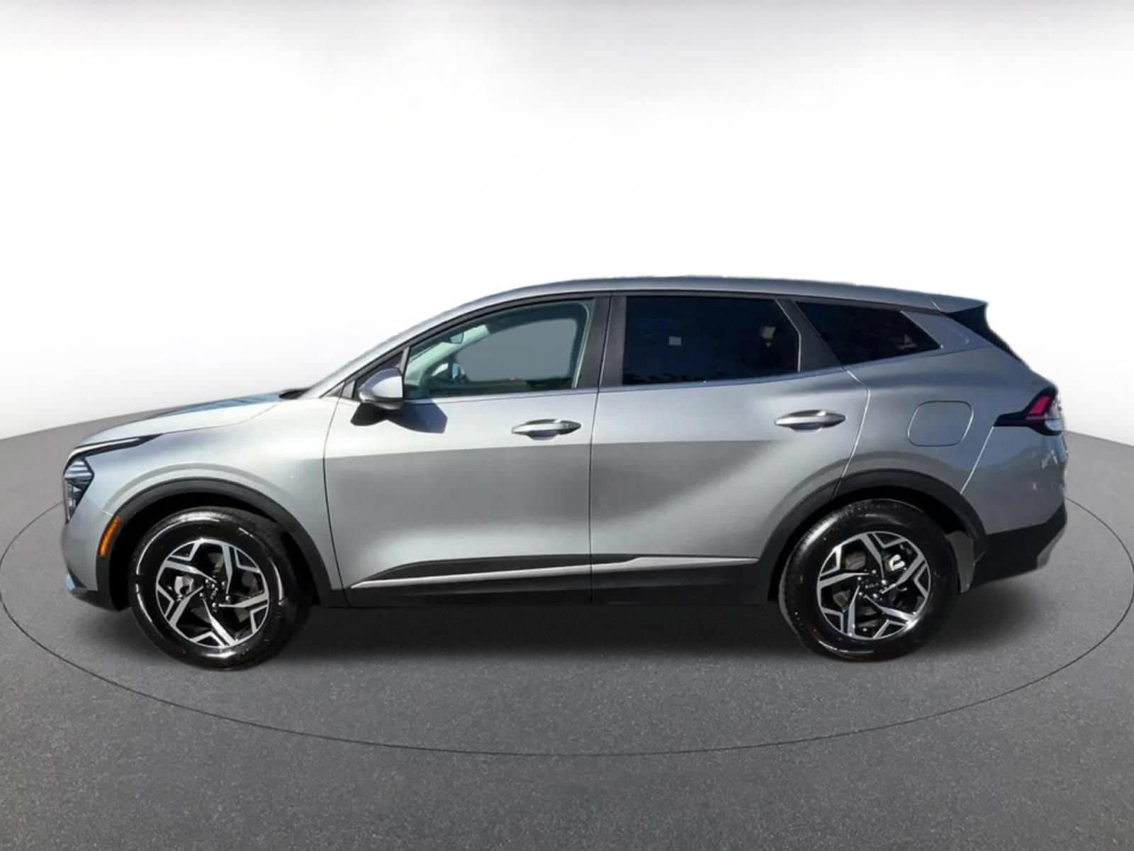 Thumbnail: 2025 Kia Sportage - 9