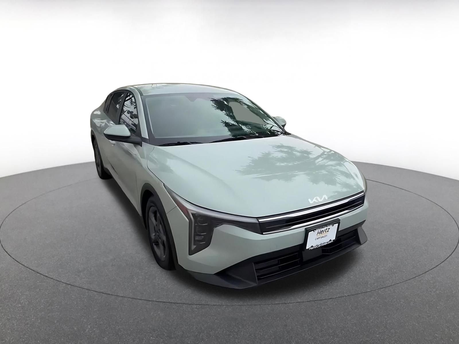 Thumbnail: 2025 Kia K4 - 3