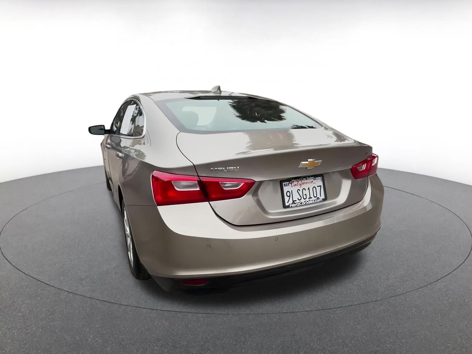 Thumbnail: 2024 Chevrolet Malibu - 11