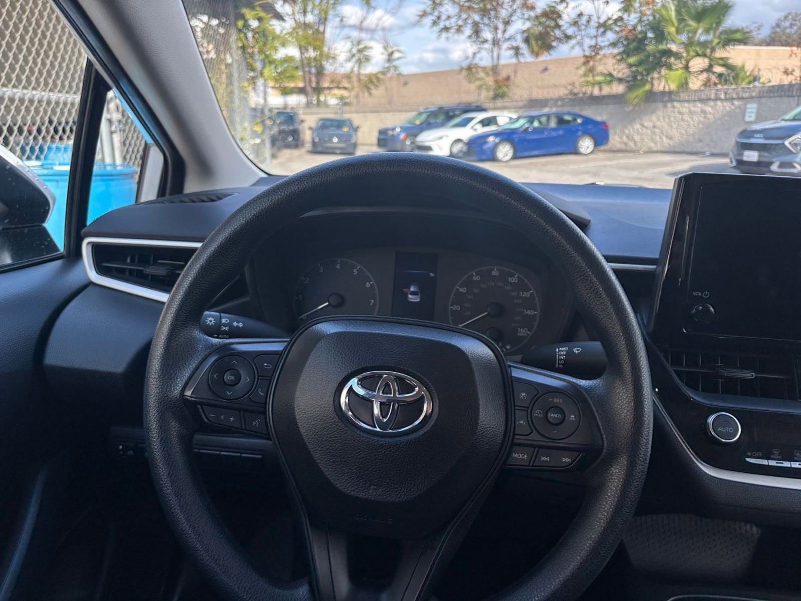 Thumbnail: 2025 Toyota Corolla - 34