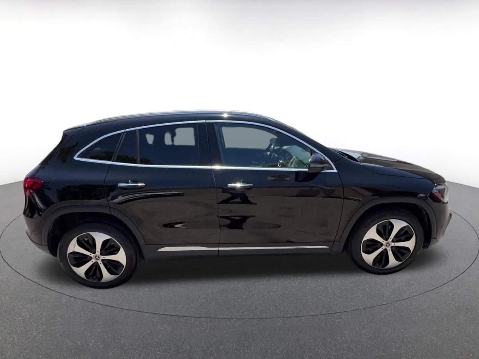 Thumbnail: 2025 Mercedes-Benz GLA - 15