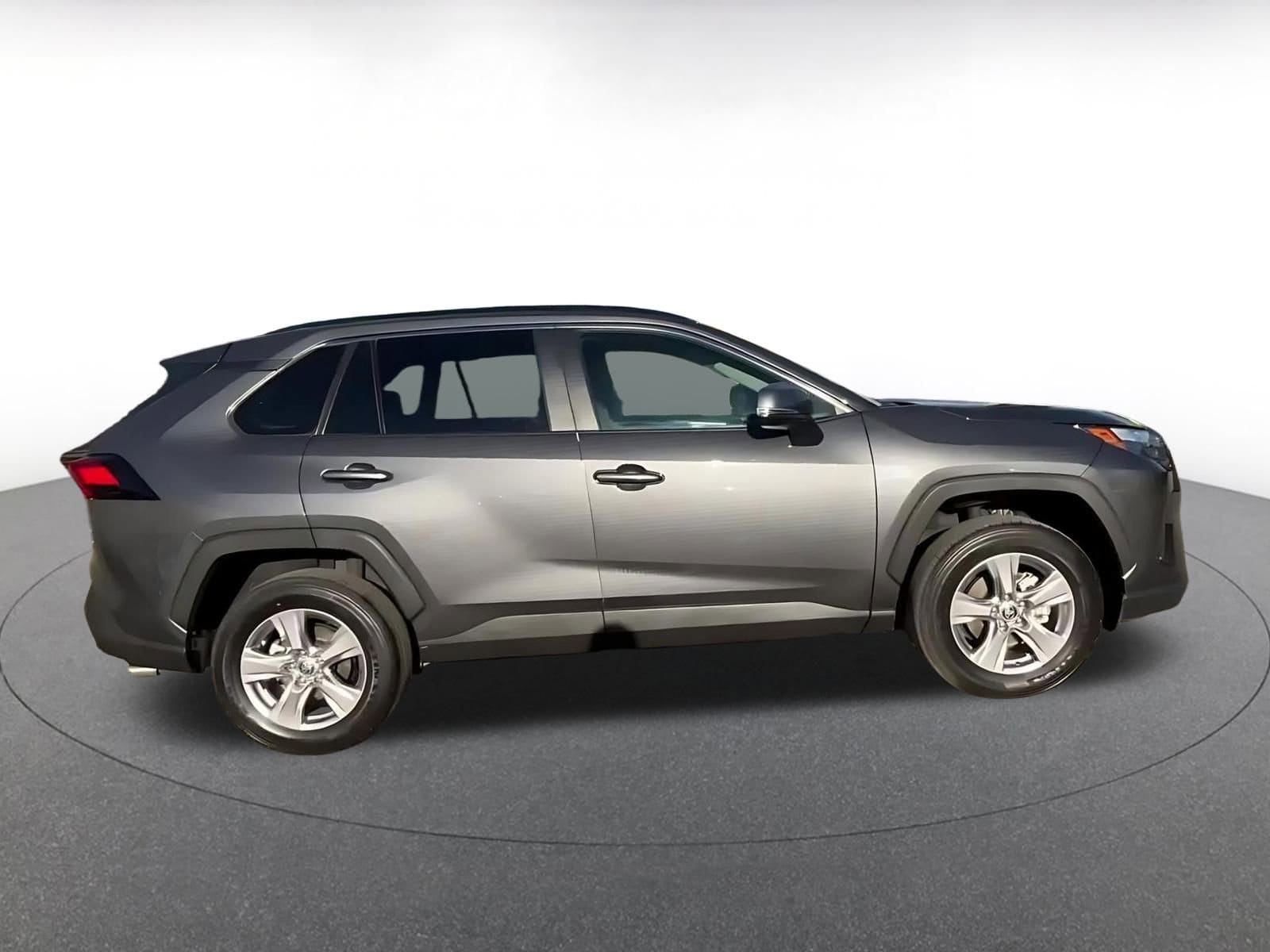 Thumbnail: 2025 Toyota RAV4 - 16