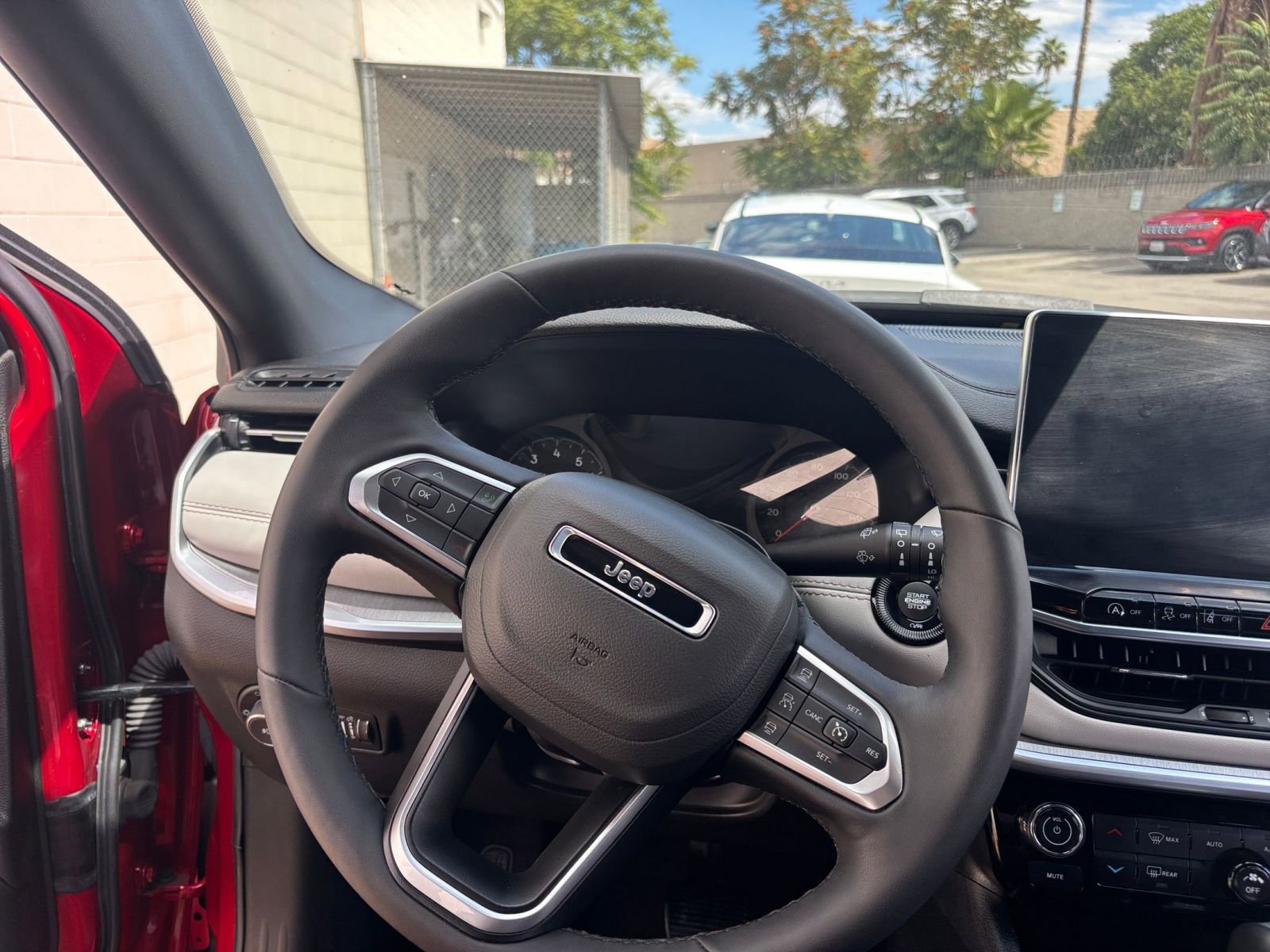 Thumbnail: 2025 Jeep Compass - 34