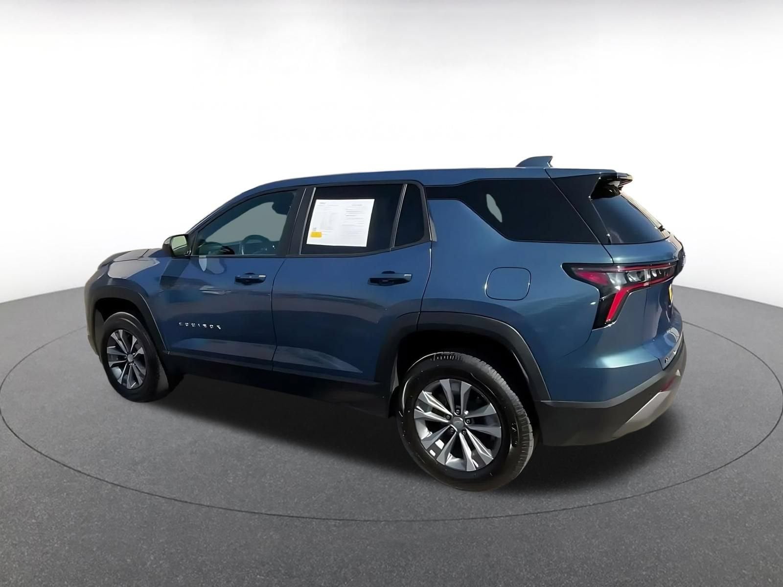 Thumbnail: 2025 Chevrolet Equinox - 9