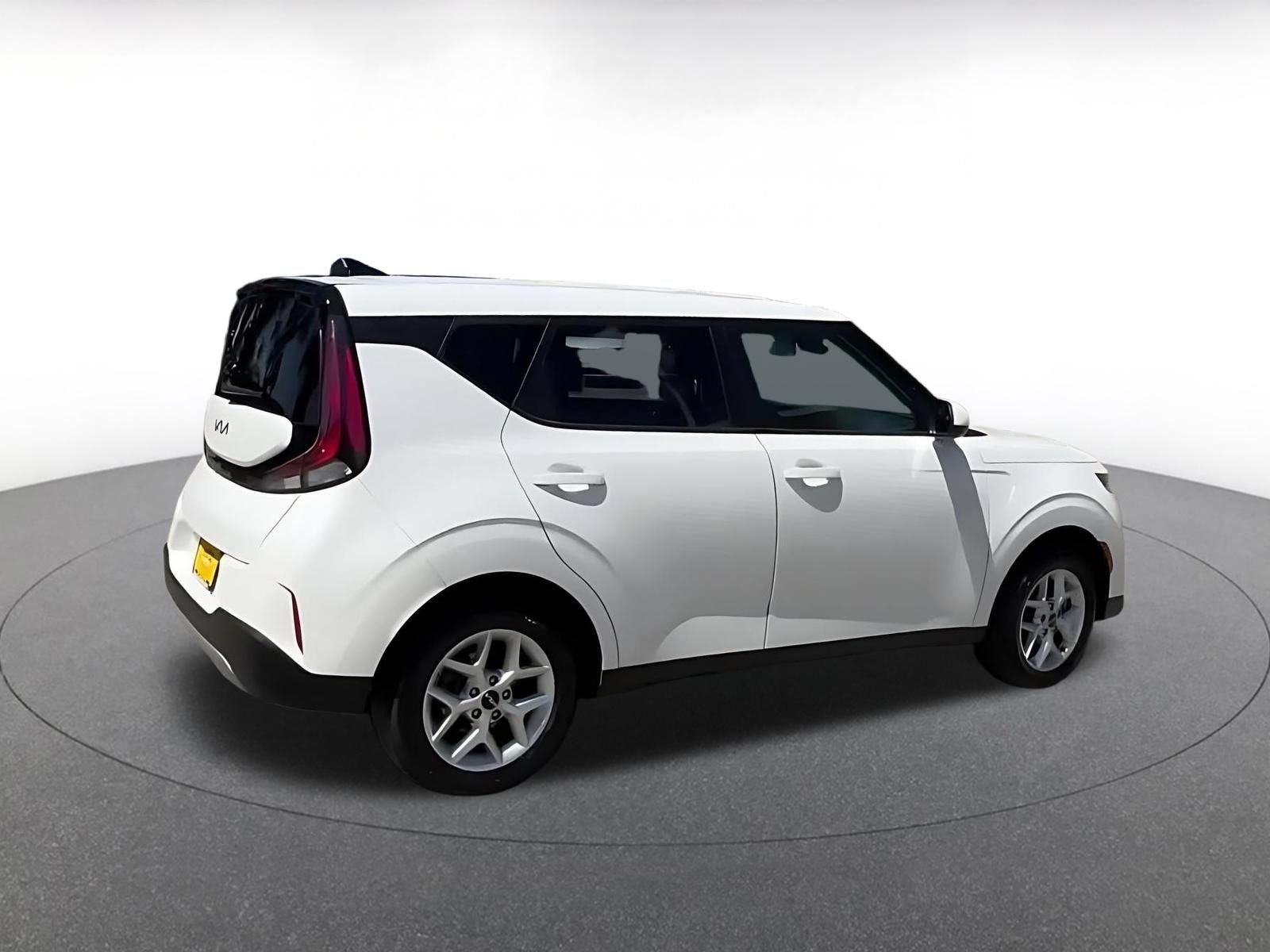 Thumbnail: 2025 Kia Soul - 12