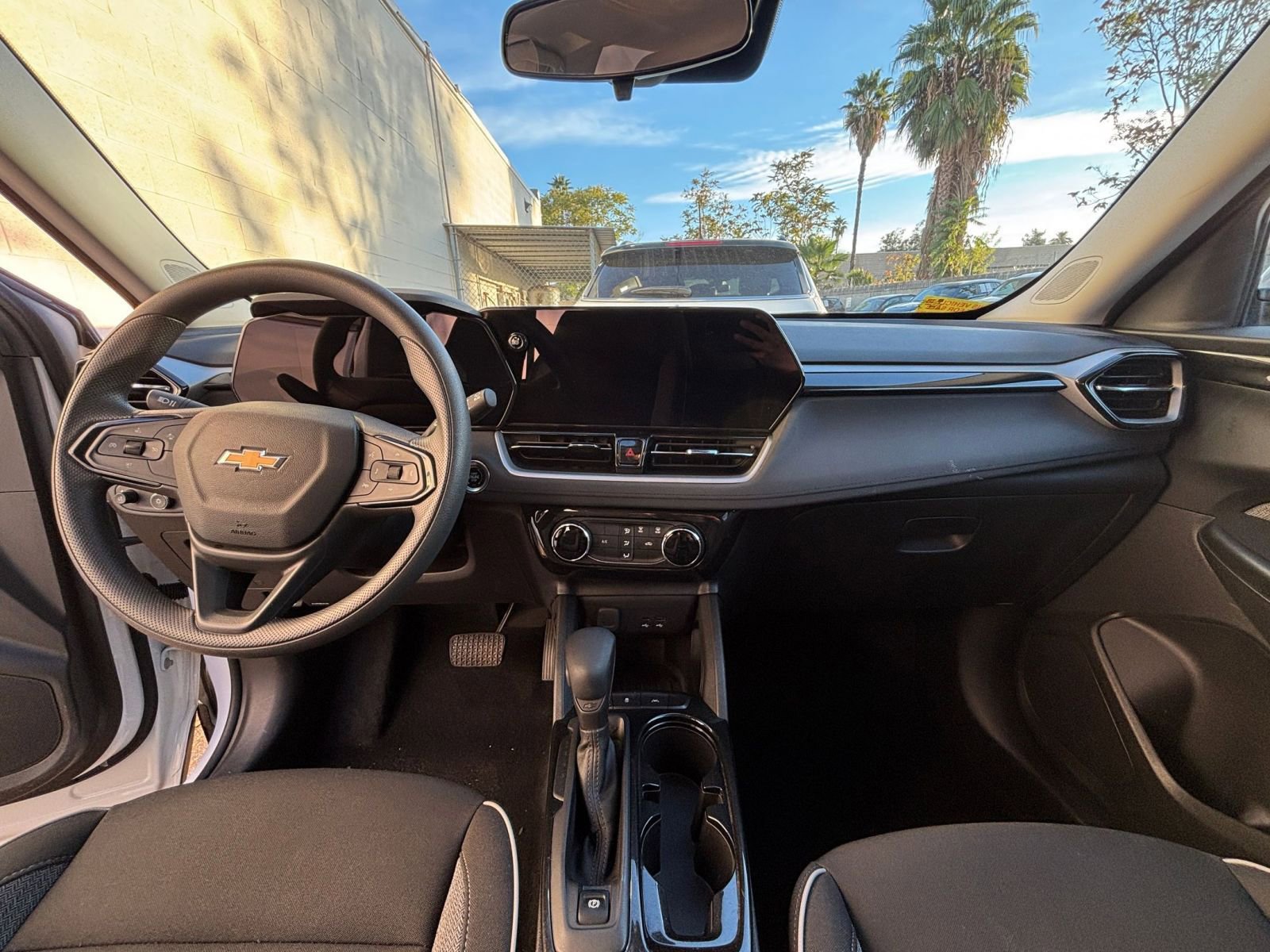 Thumbnail: 2025 Chevrolet TrailBlazer - 33