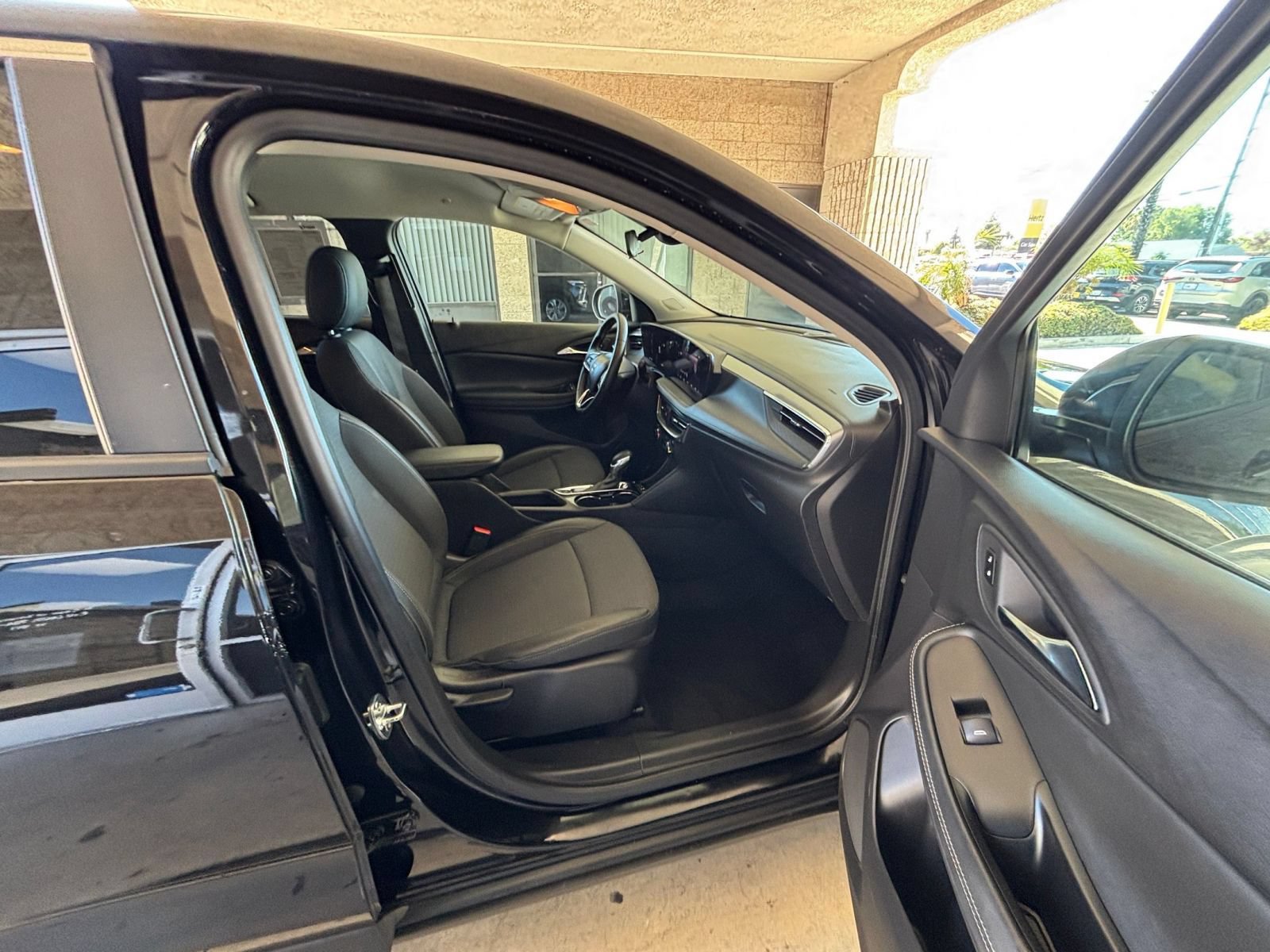 Thumbnail: 2025 Buick Encore GX - 34
