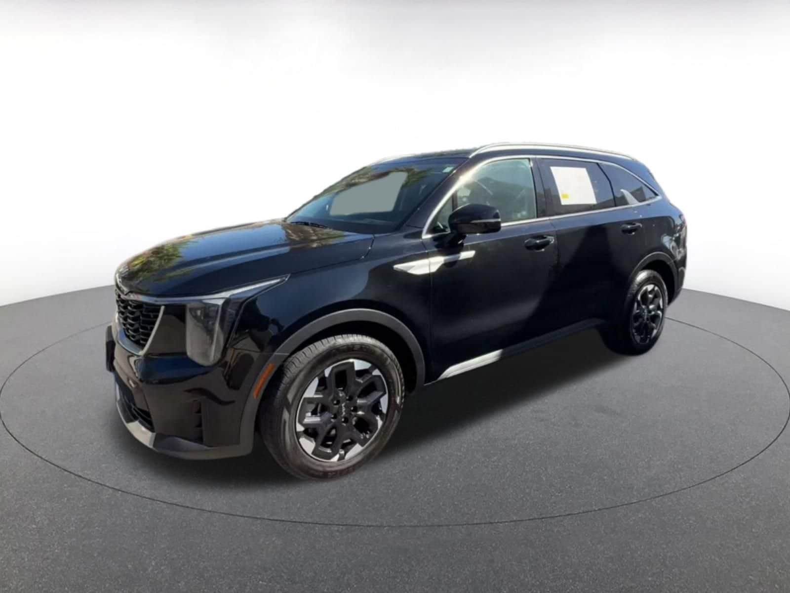 Thumbnail: 2024 Kia Sorento - 7