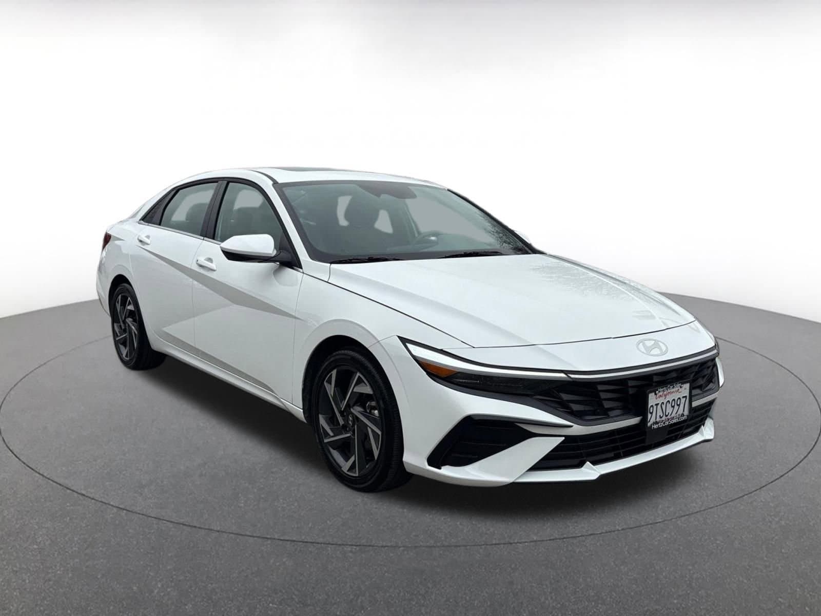 2025 Hyundai Elantra SEL