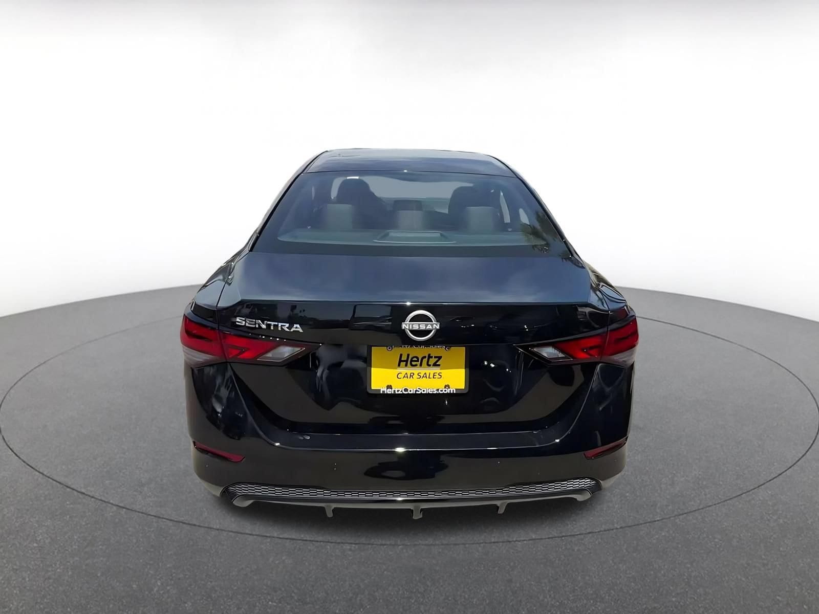 Thumbnail: 2025 Nissan Sentra - 12