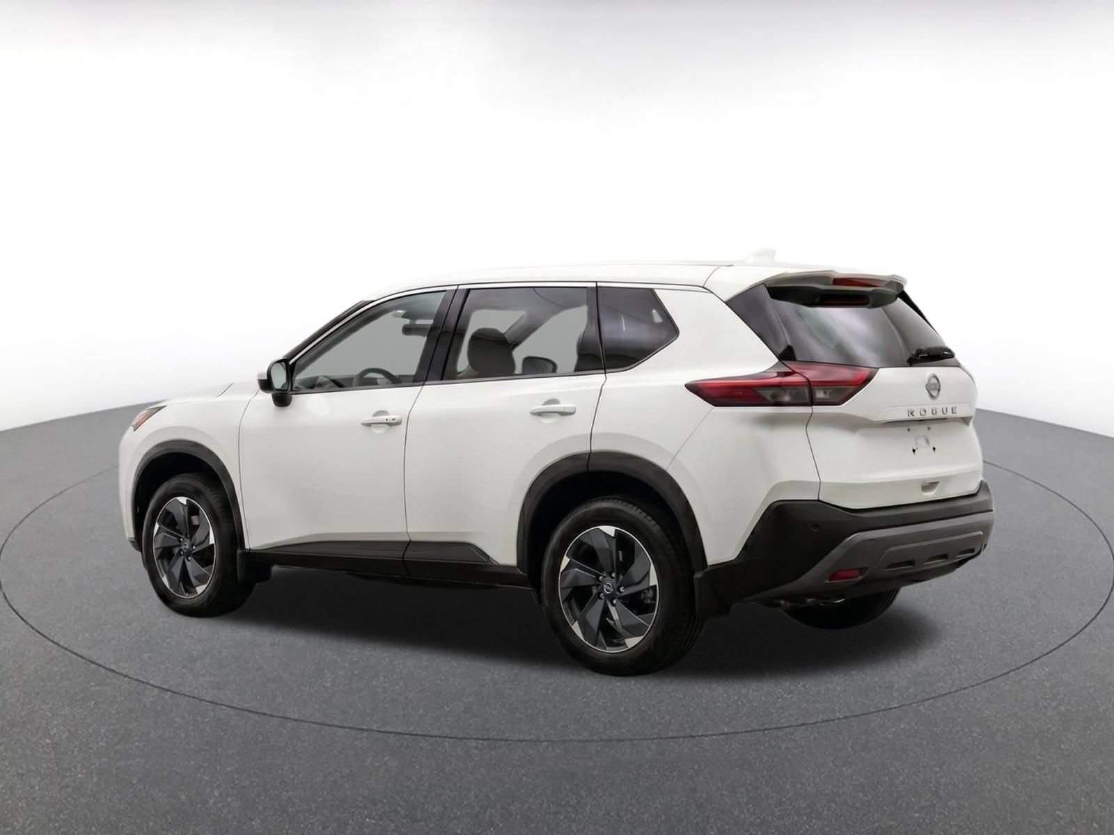 Thumbnail: 2025 Nissan Rogue - 5