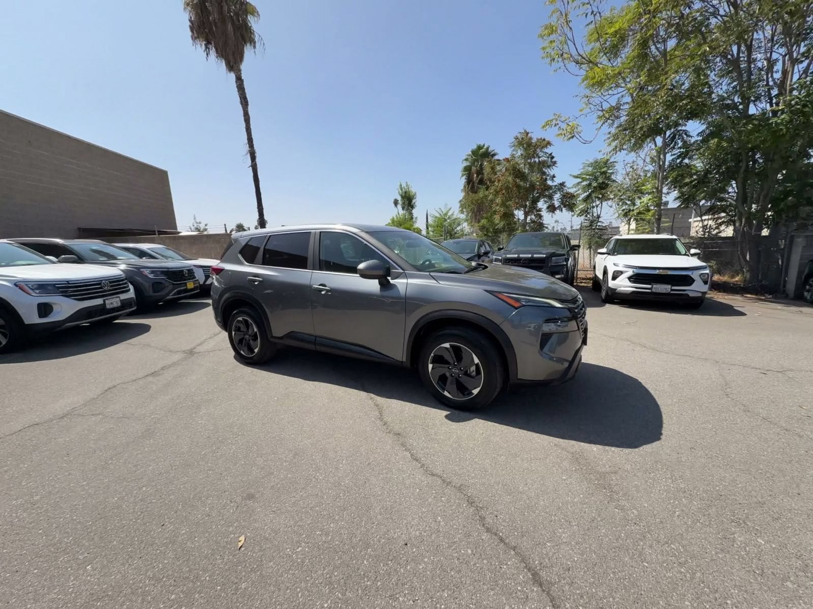 Thumbnail: 2025 Nissan Rogue - 2