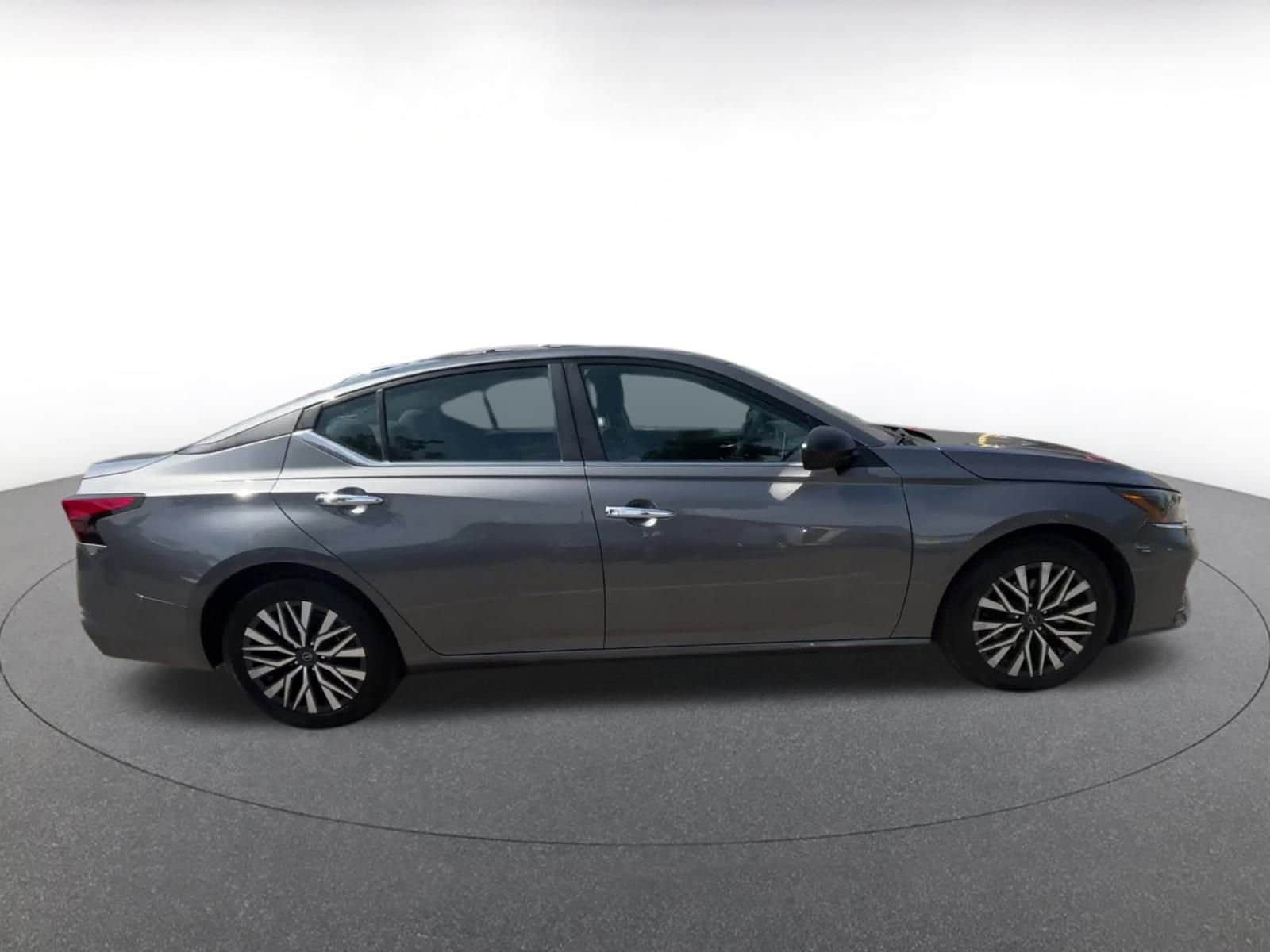 Thumbnail: 2024 Nissan Altima - 16