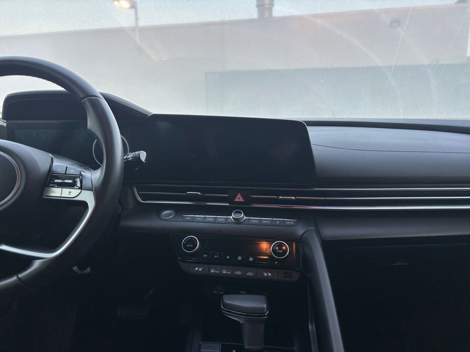 Thumbnail: 2025 Hyundai Elantra - 18