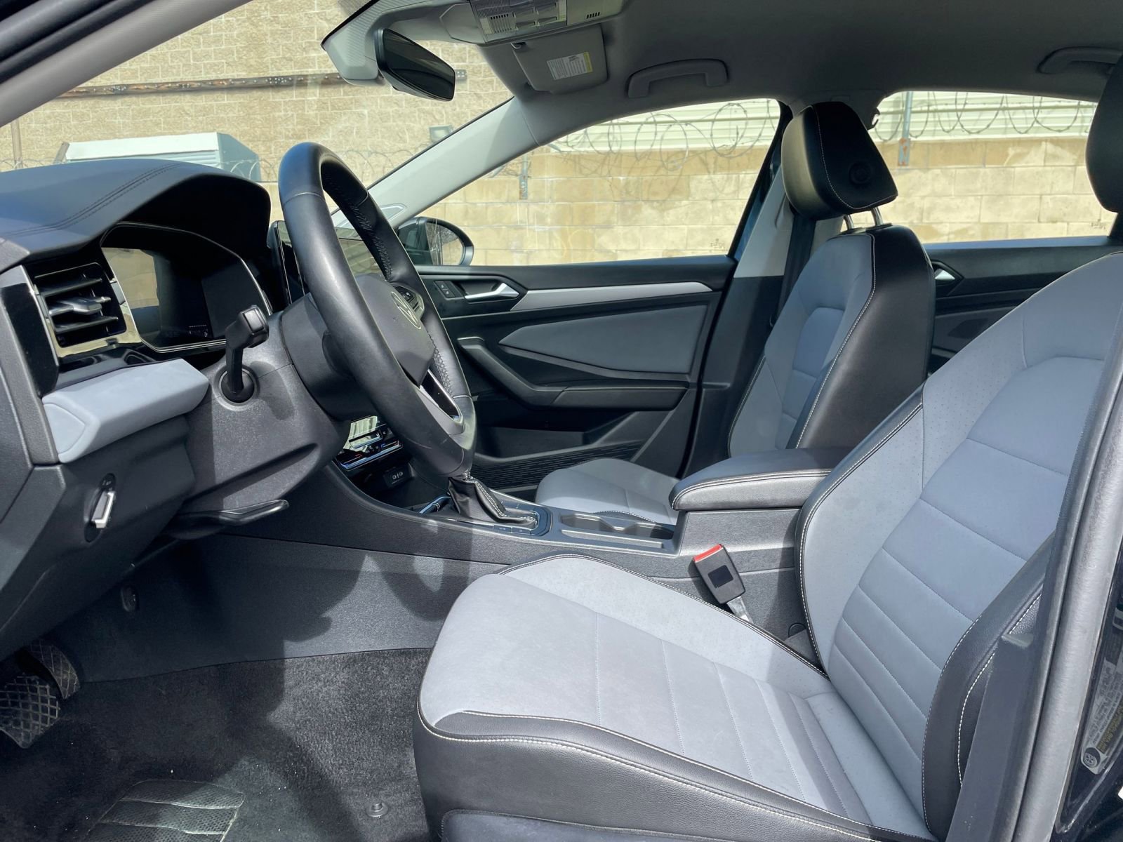 Thumbnail: 2025 Volkswagen Jetta - 28