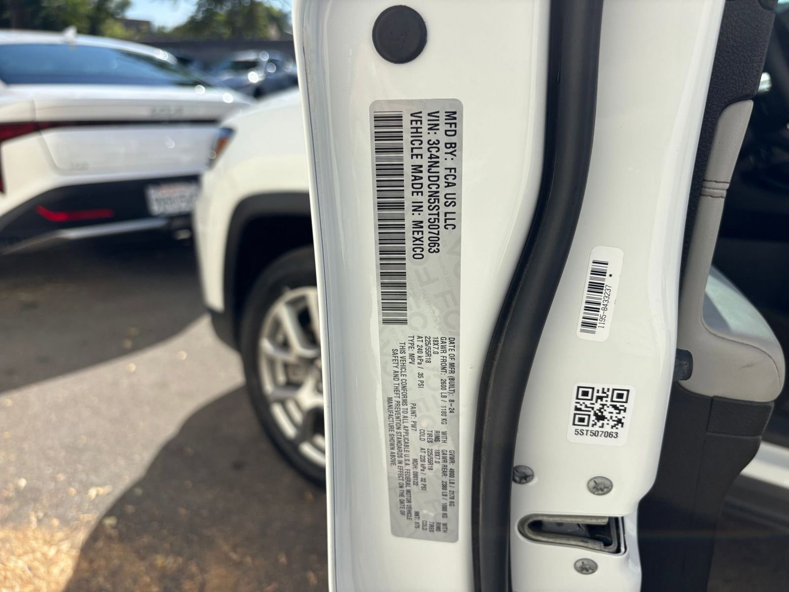 Thumbnail: 2025 Jeep Compass - 29