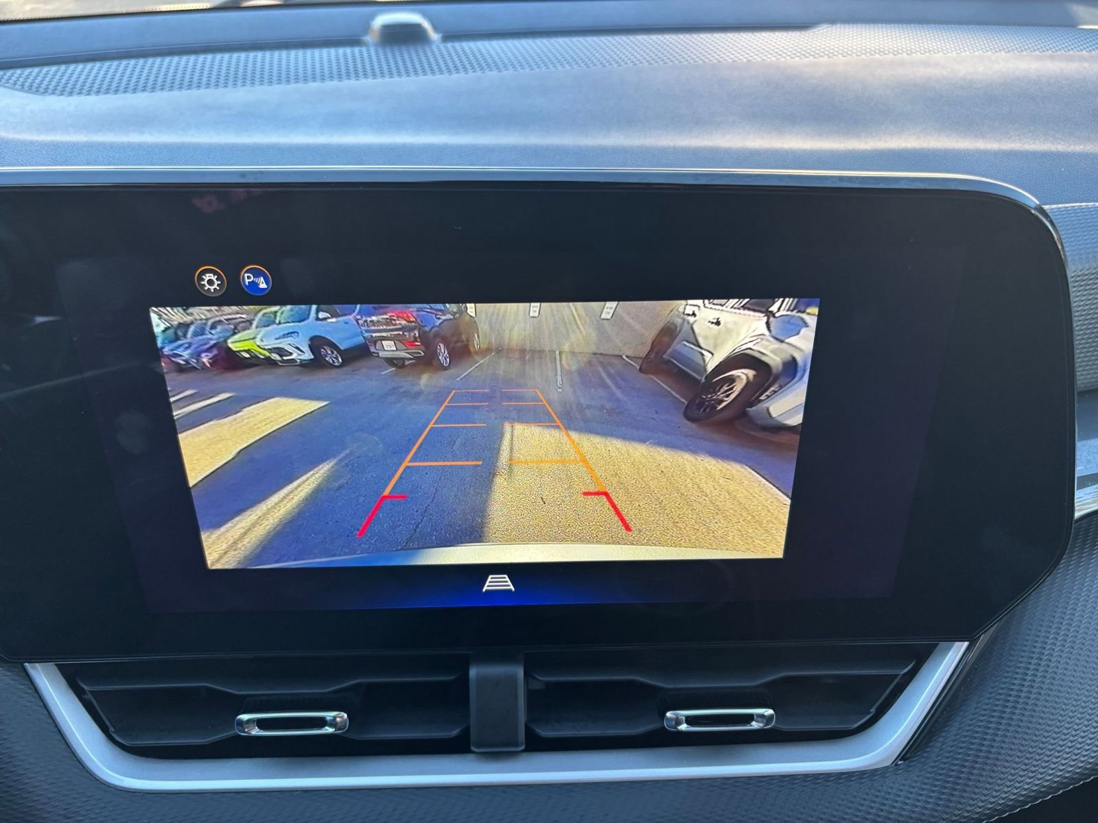 Thumbnail: 2025 Chevrolet Equinox - 17