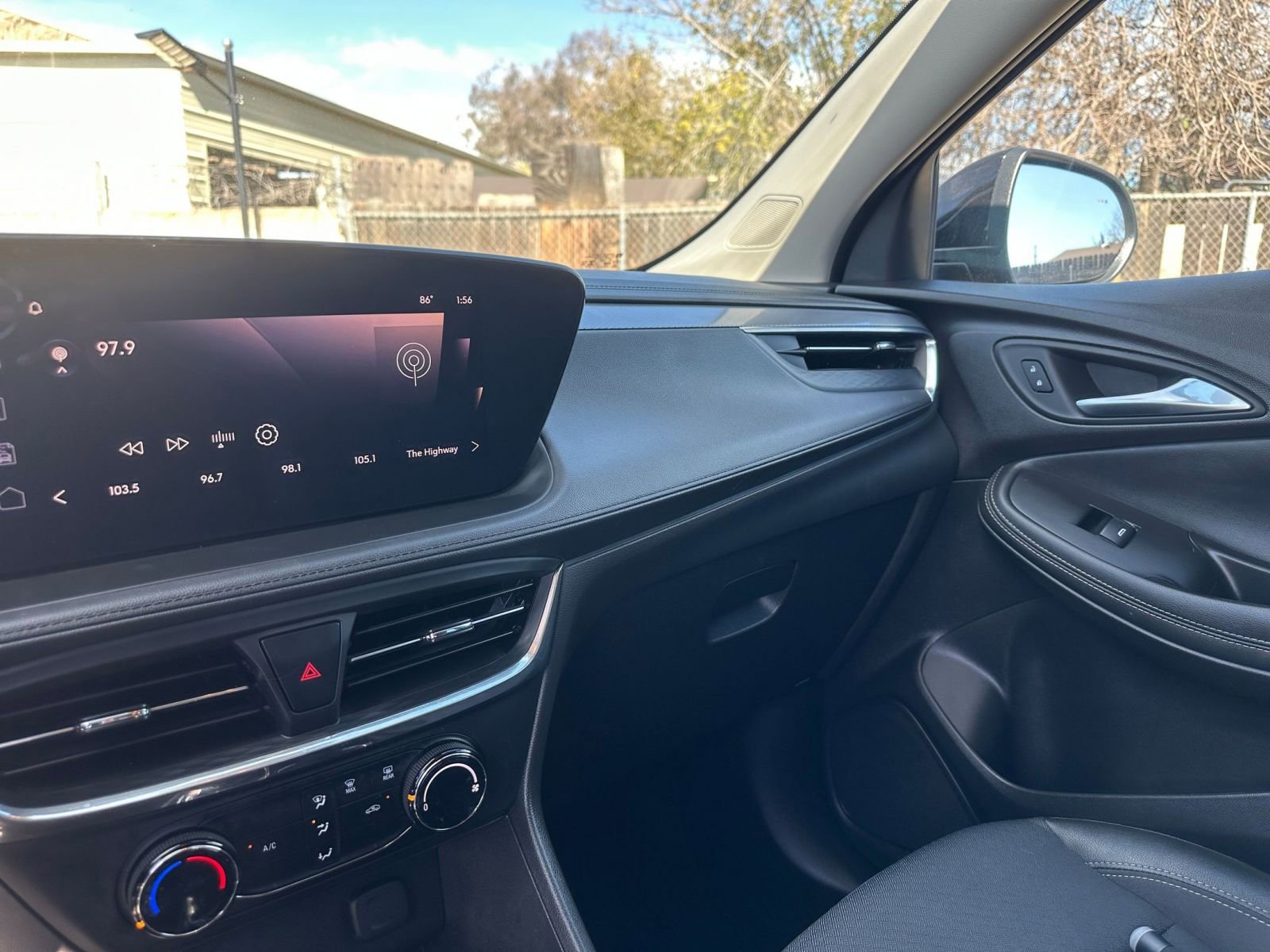 Thumbnail: 2025 Buick Encore GX - 34