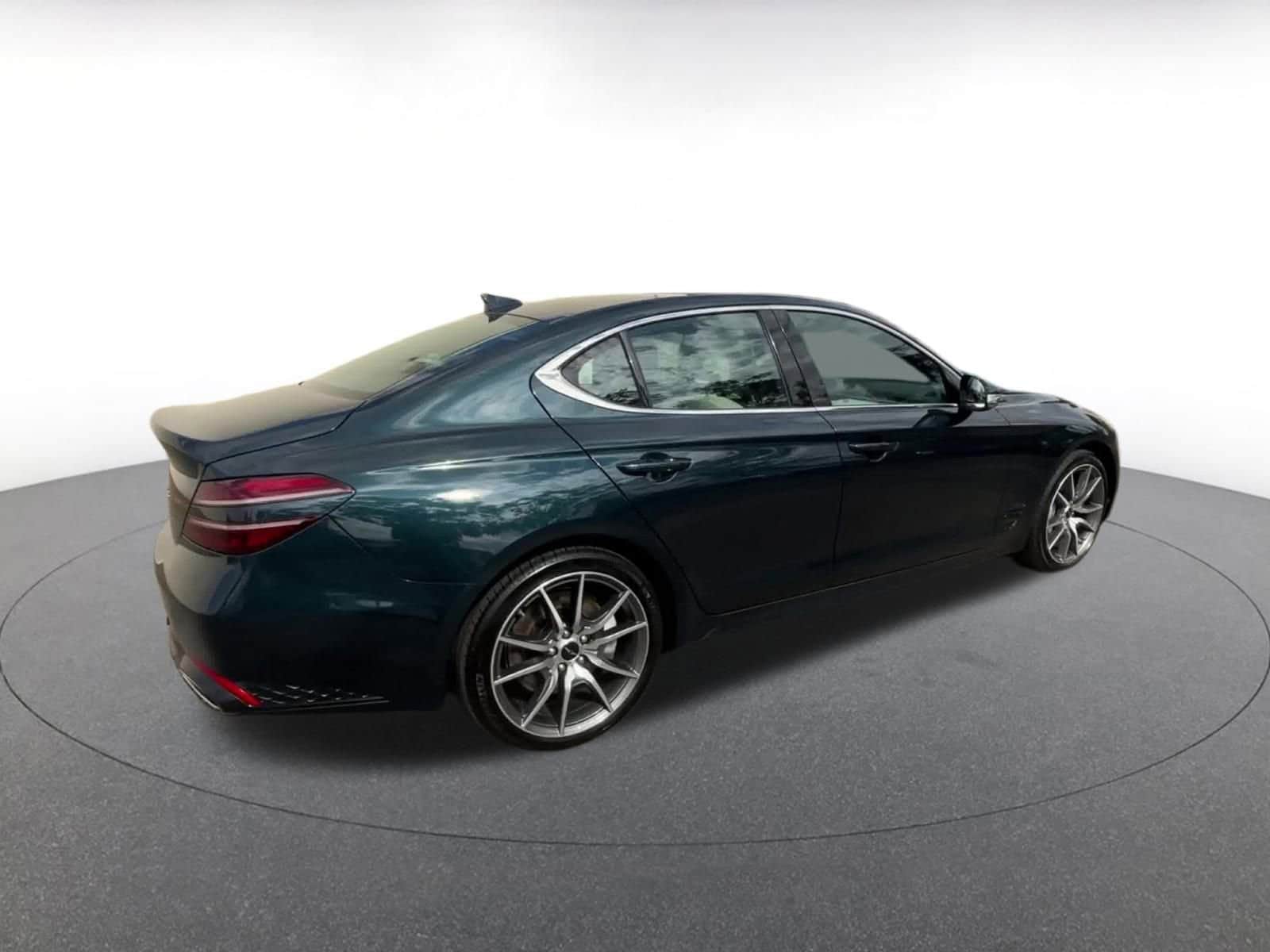 Thumbnail: 2025 Genesis G70 - 15