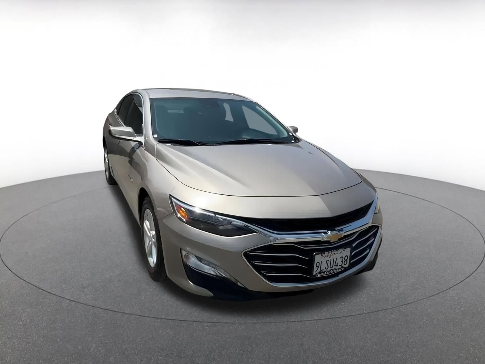 Thumbnail: 2024 Chevrolet Malibu - 3