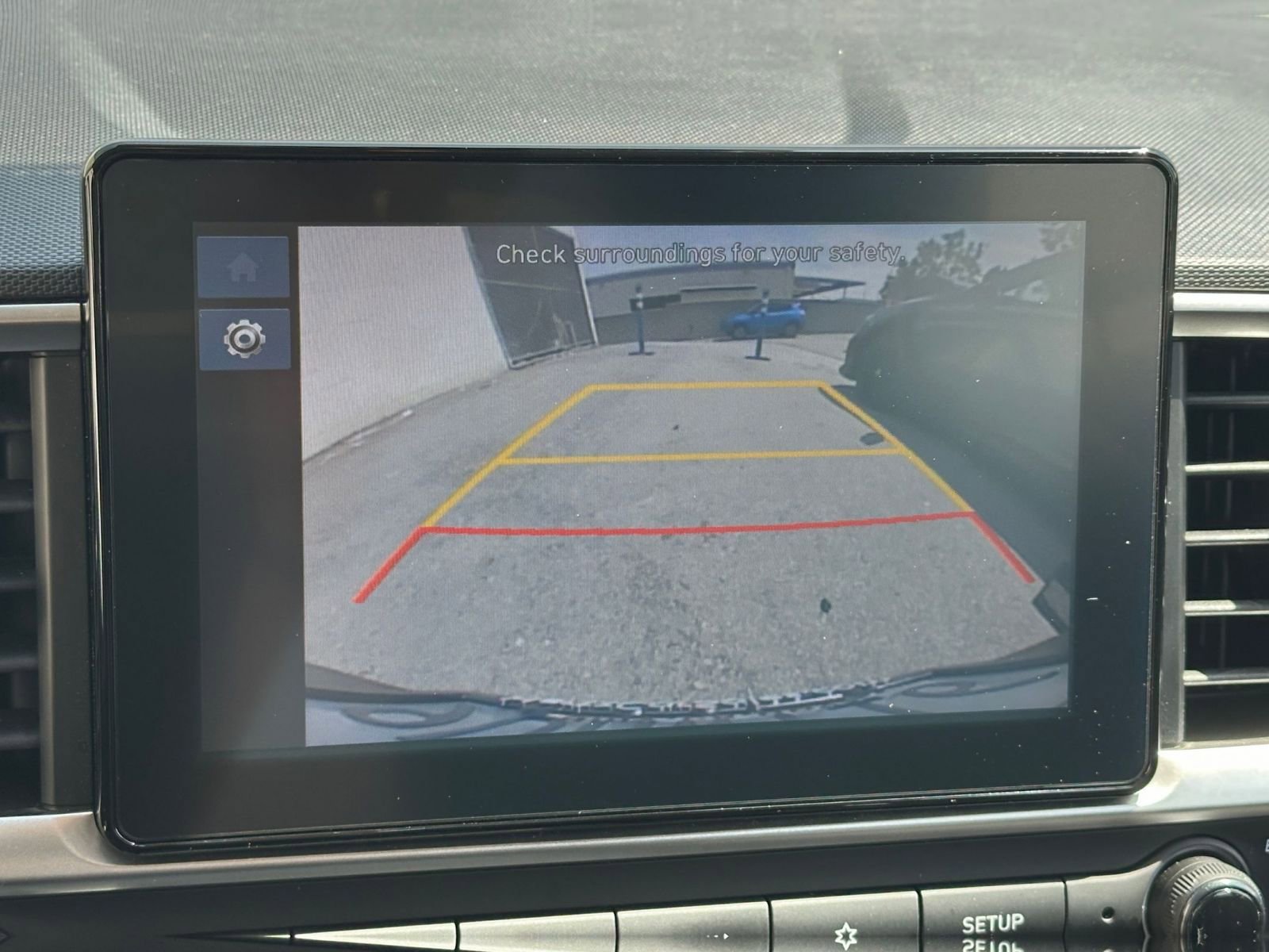 Thumbnail: 2025 Hyundai Venue - 22