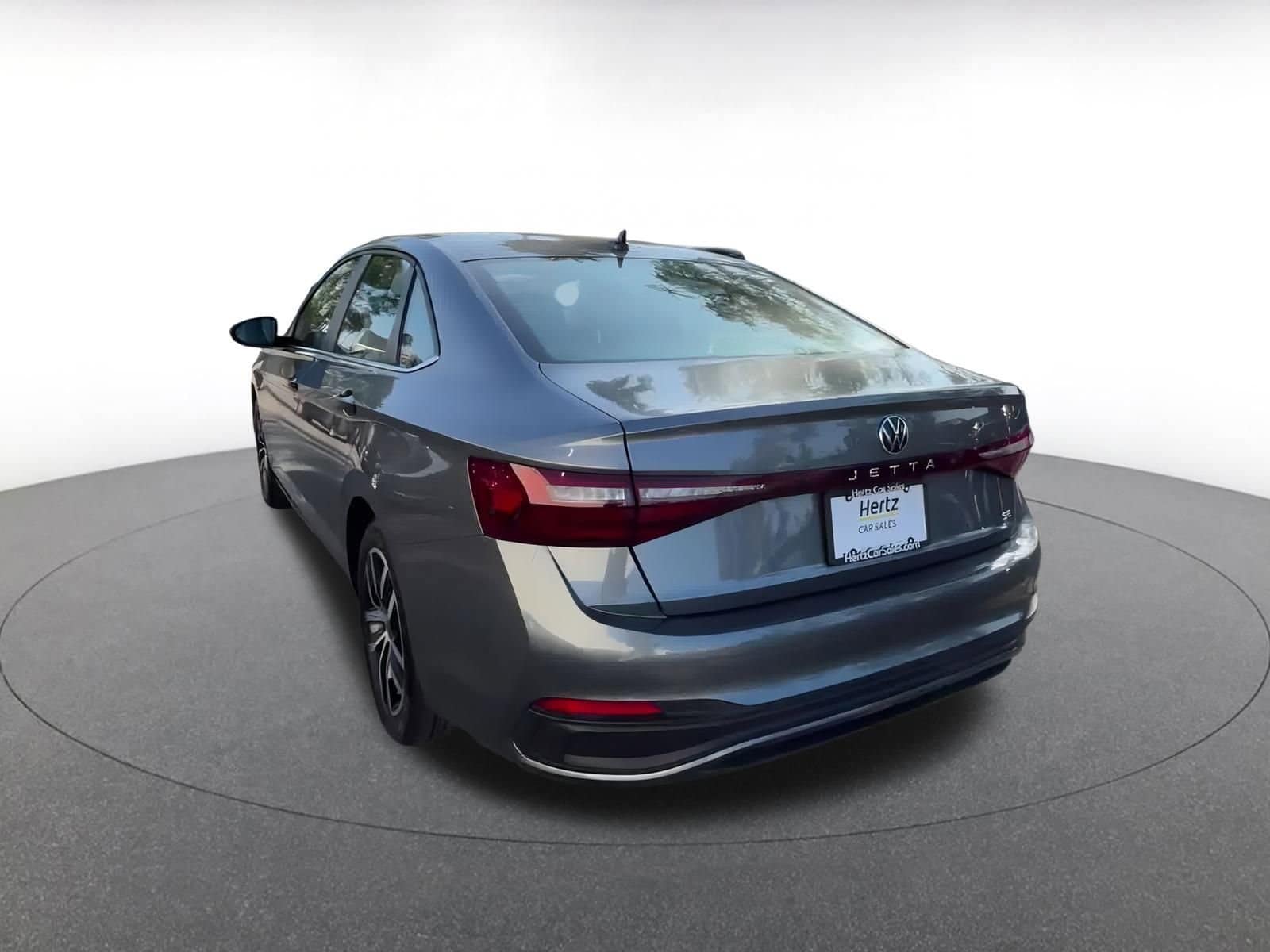 Thumbnail: 2025 Volkswagen Jetta - 16