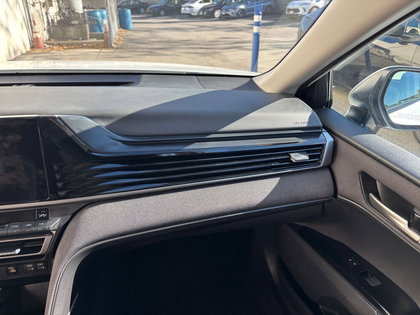 Thumbnail: 2025 Toyota Camry - 35