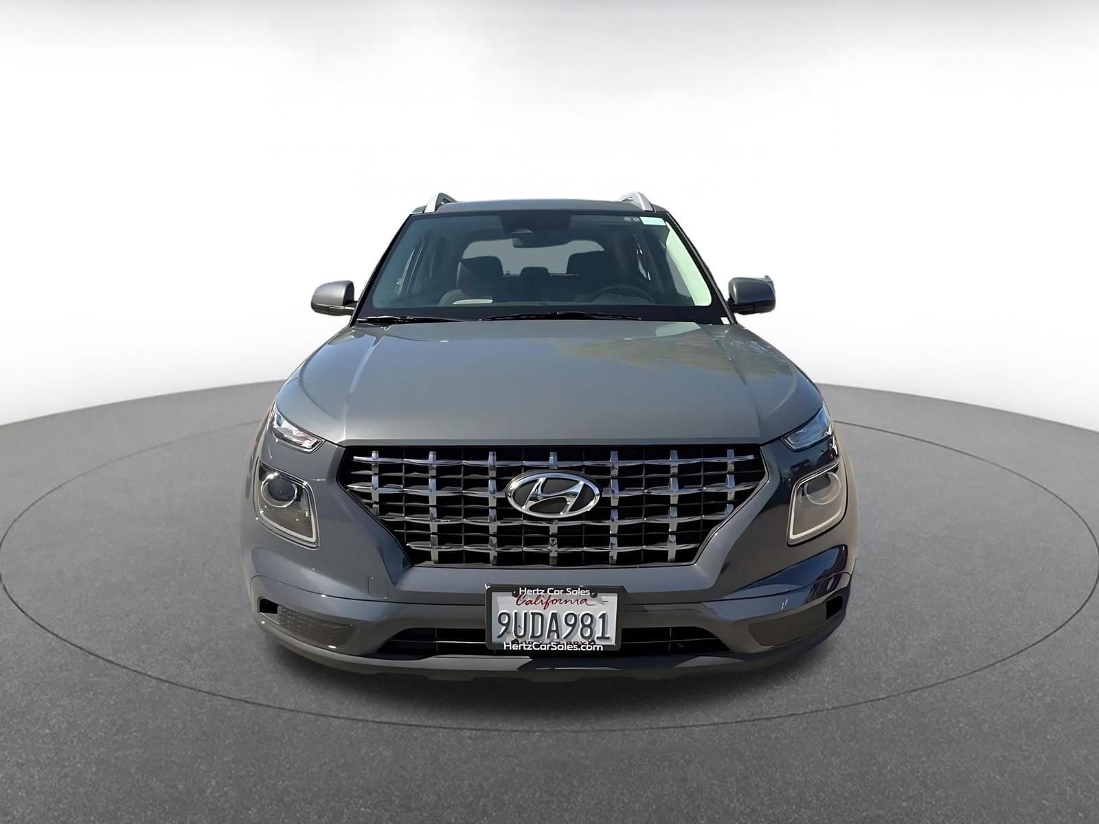 Thumbnail: 2025 Hyundai Venue - 4