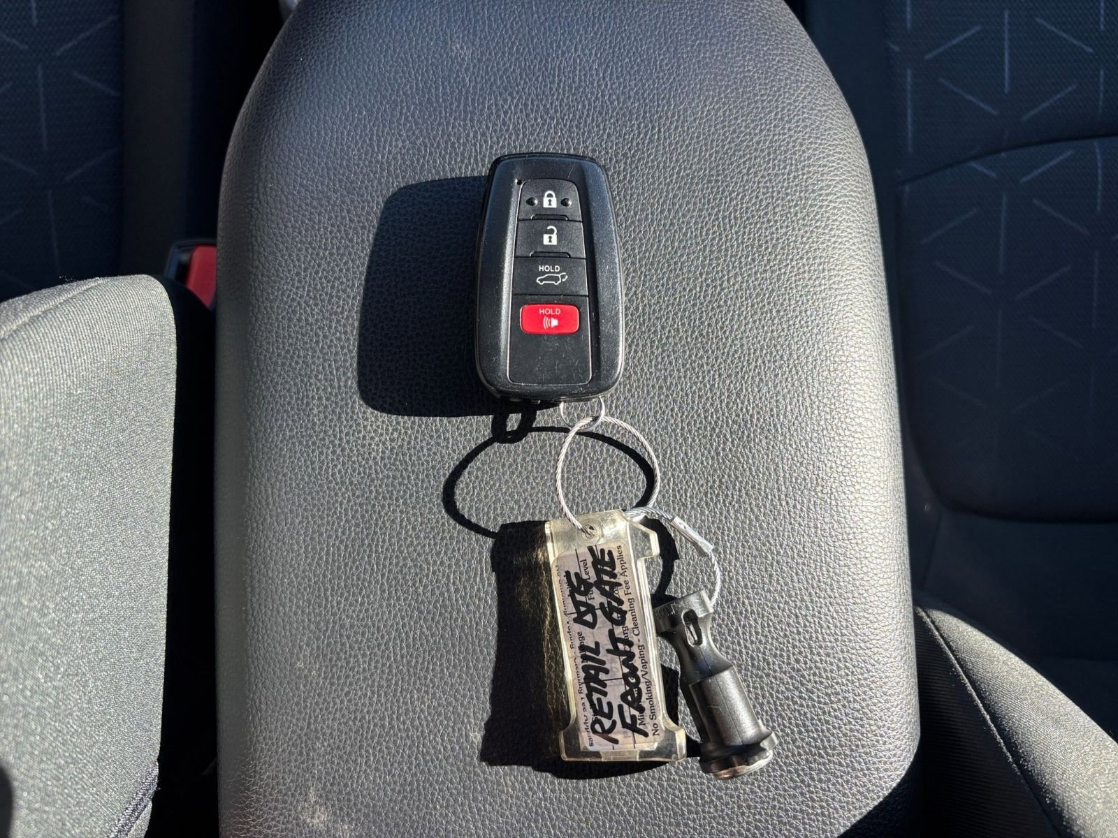 Thumbnail: 2025 Toyota RAV4 - 22