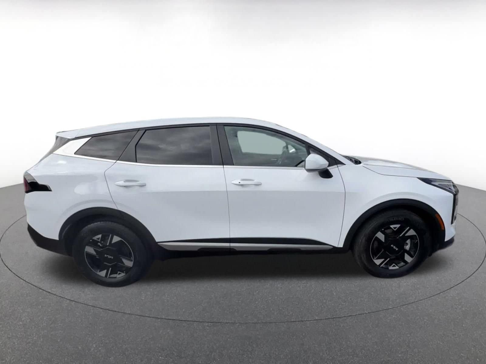 Thumbnail: 2026 Kia Sportage - 15