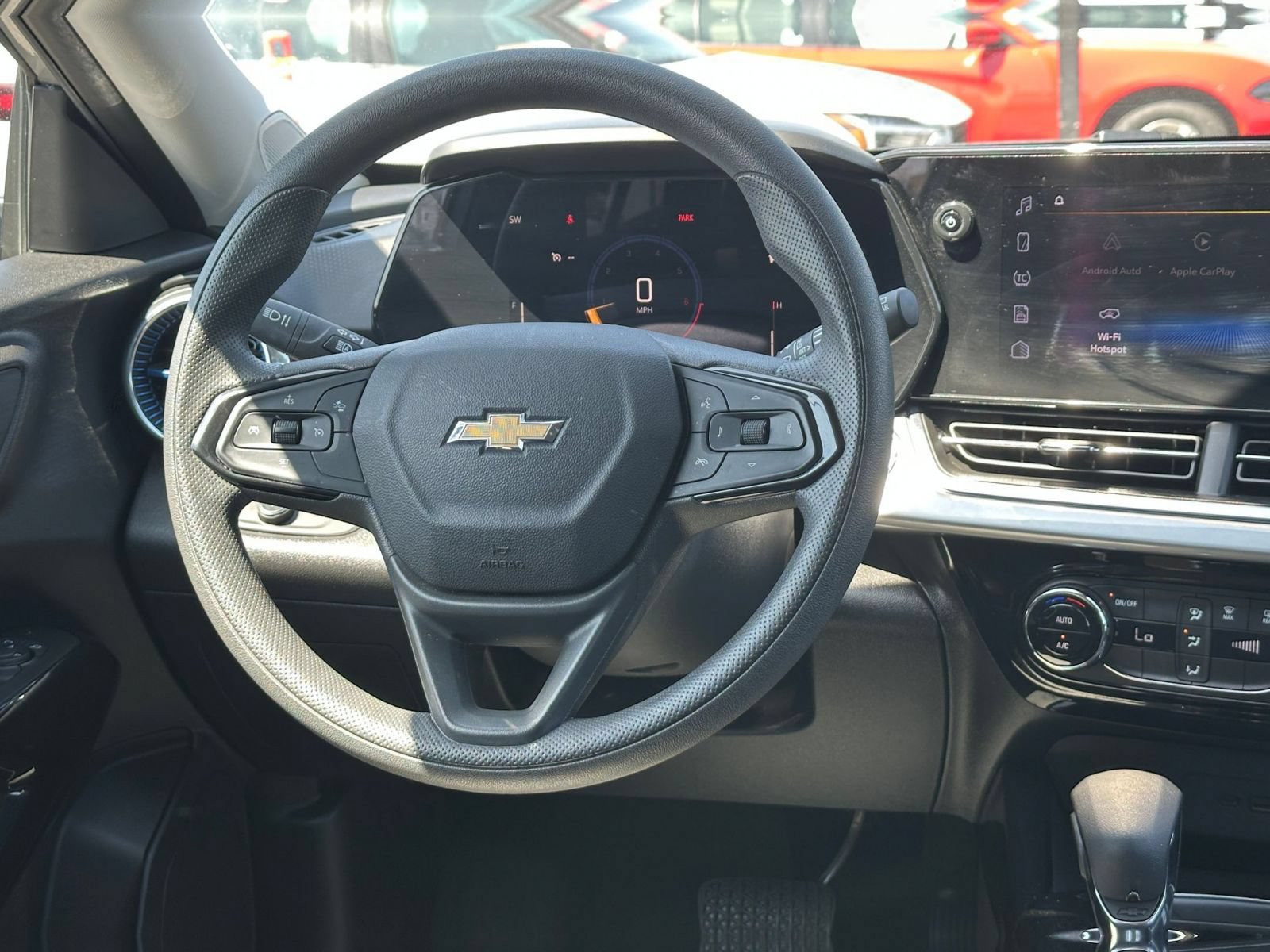Thumbnail: 2025 Chevrolet Trax - 28